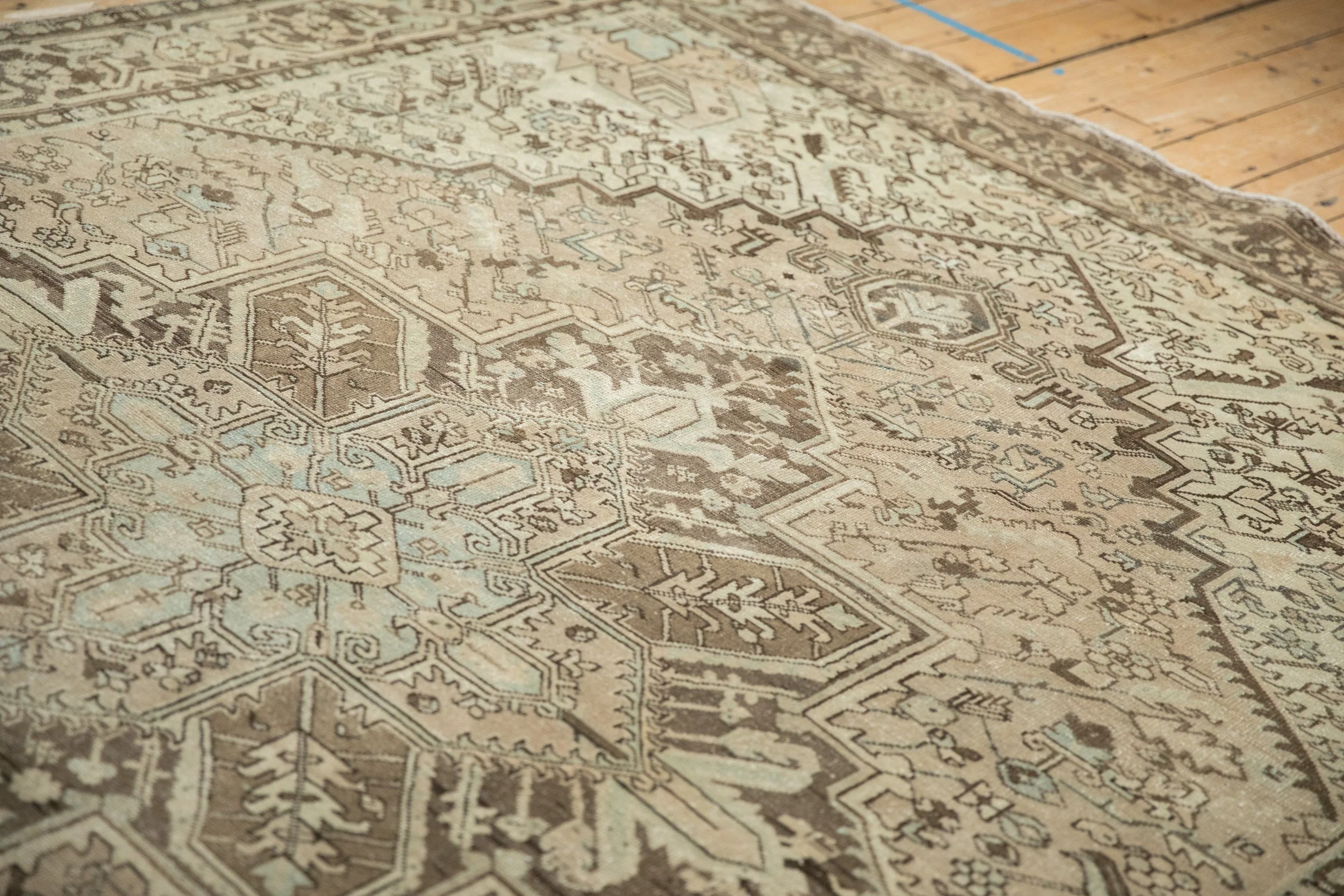 8x11 Vintage Distressed Mehrivan Carpet - Image 9