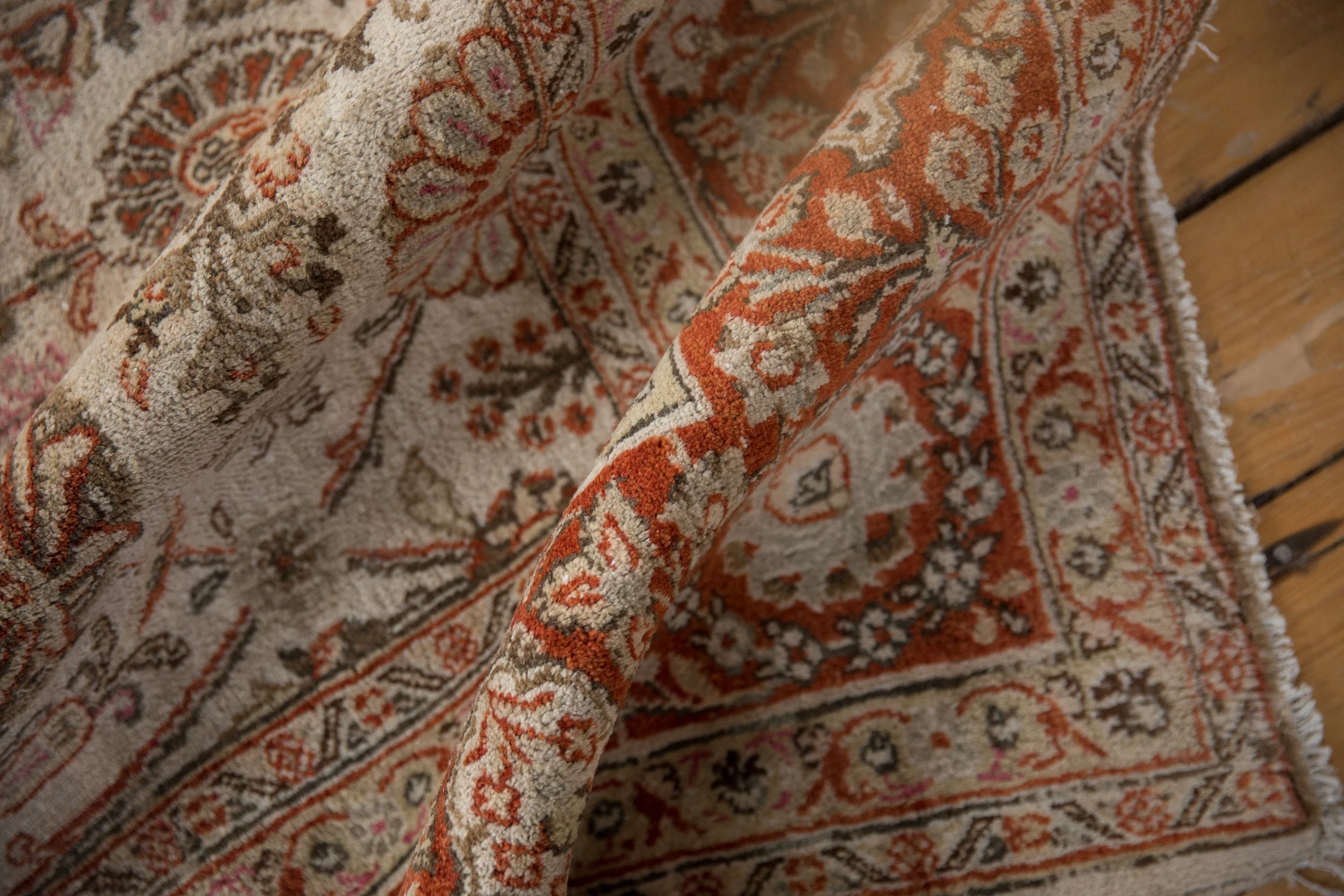 8x11 Vintage Distressed Meshed Carpet - Image 10