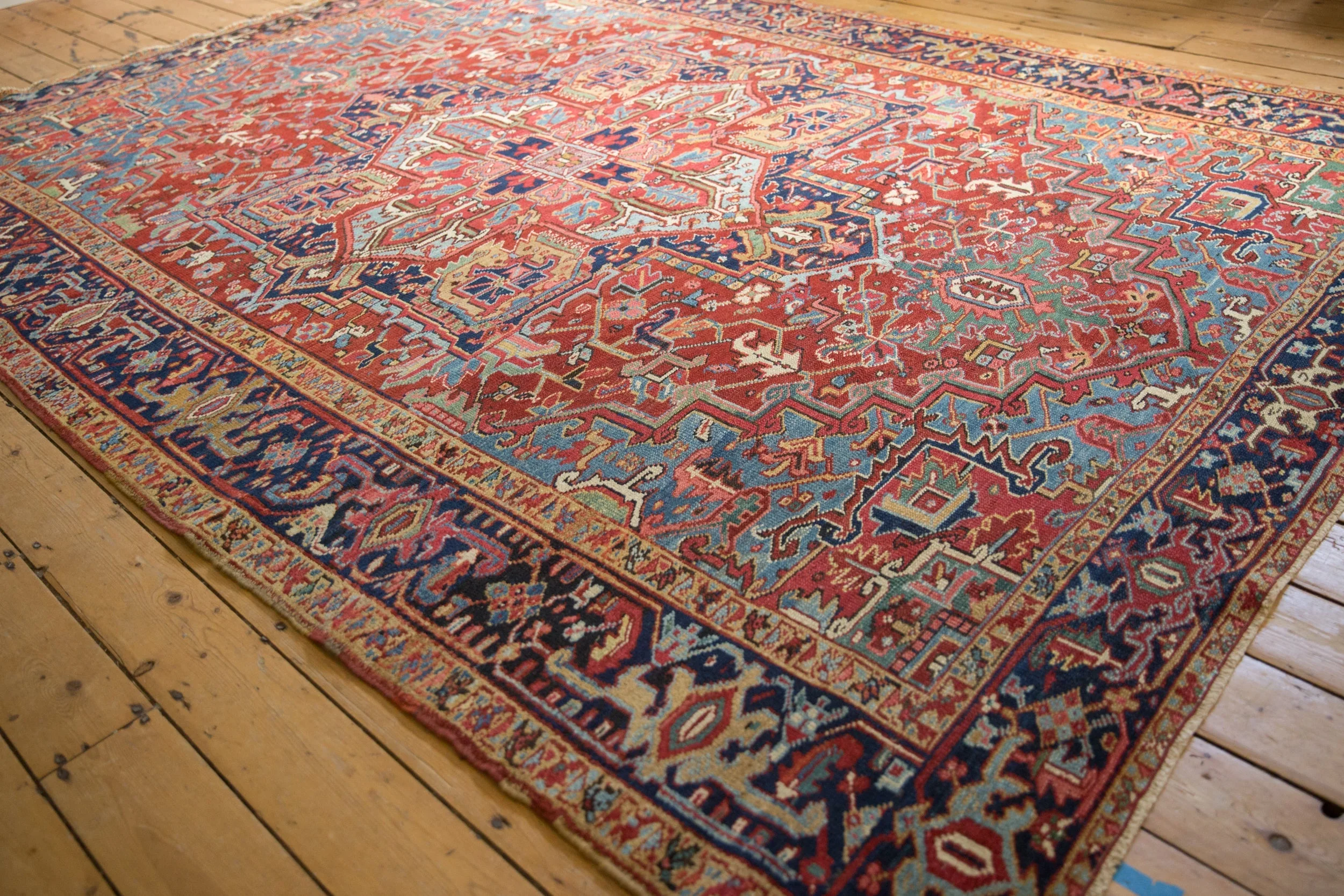 8x11 Vintage Heriz Carpet - Image 4
