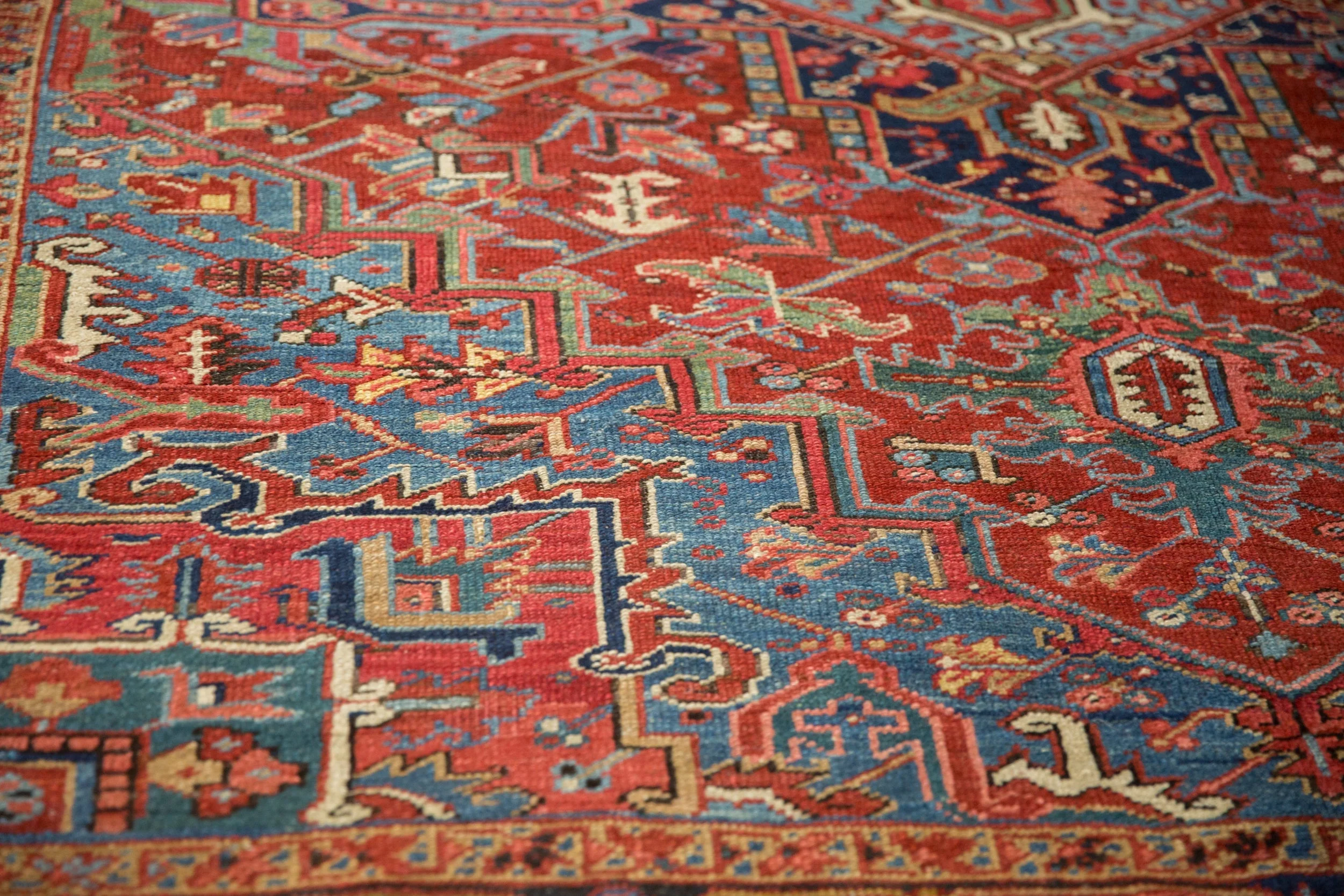 8x11 Vintage Heriz Carpet - Image 9
