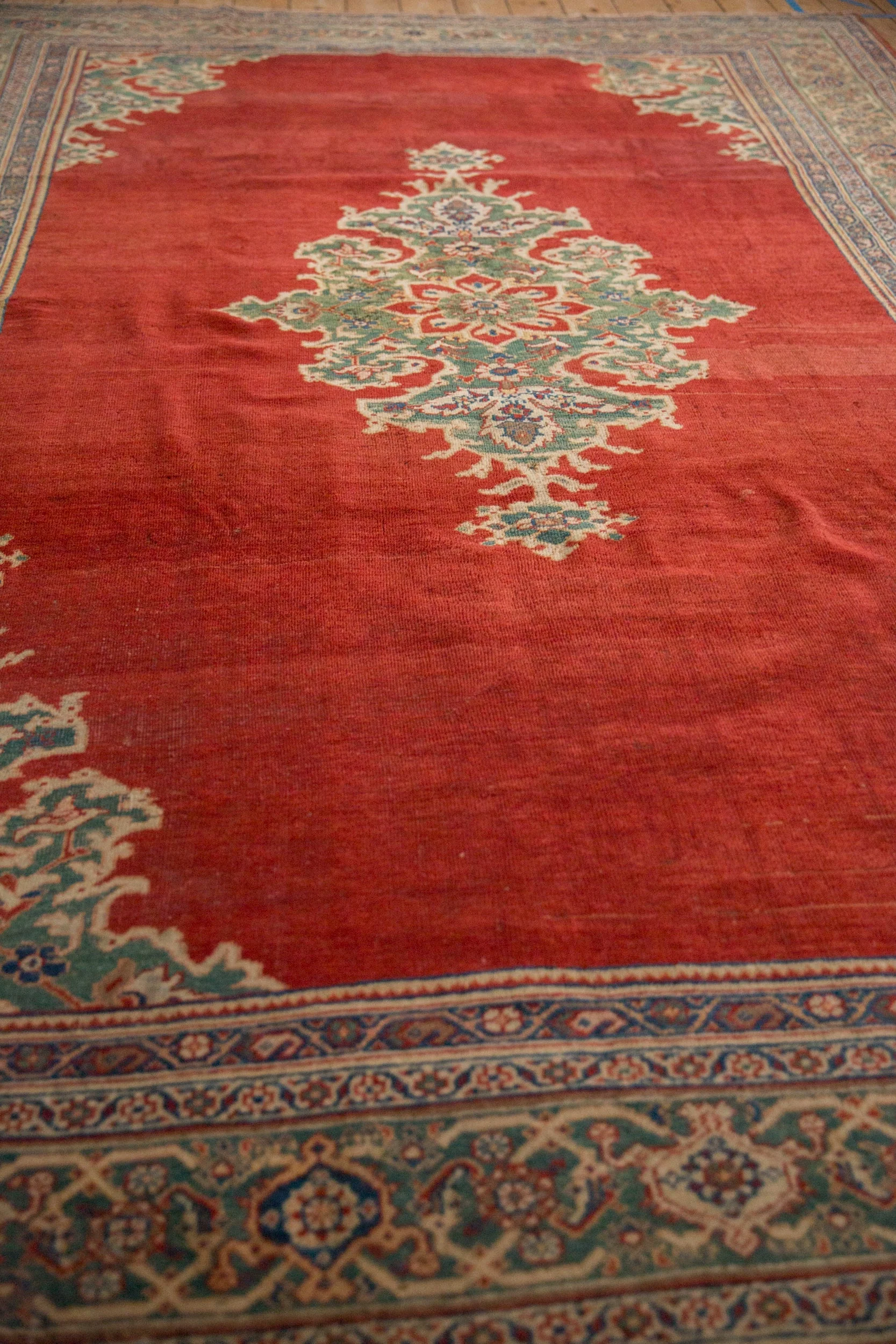 8x11 Vintage Mahal Carpet - Image 10