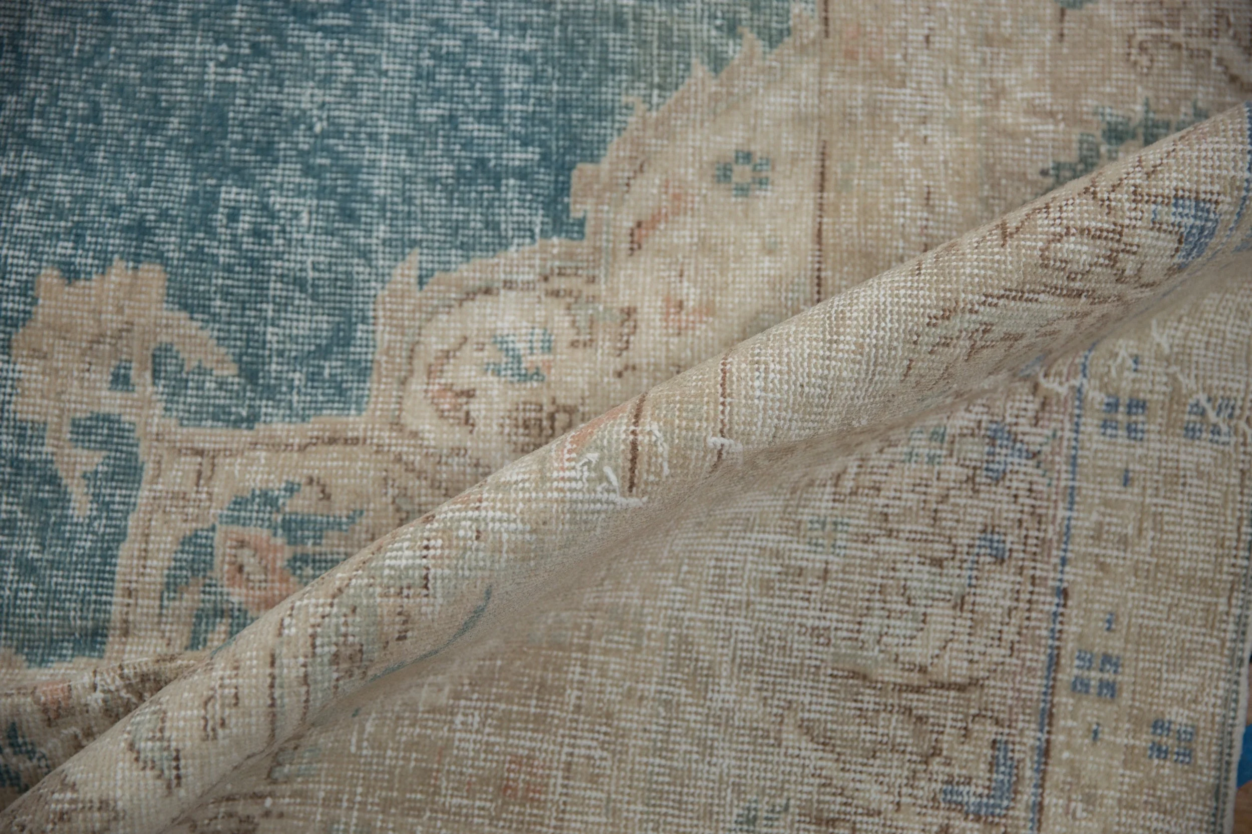 8x12 Vintage Distressed Sivas Carpet - Image 12