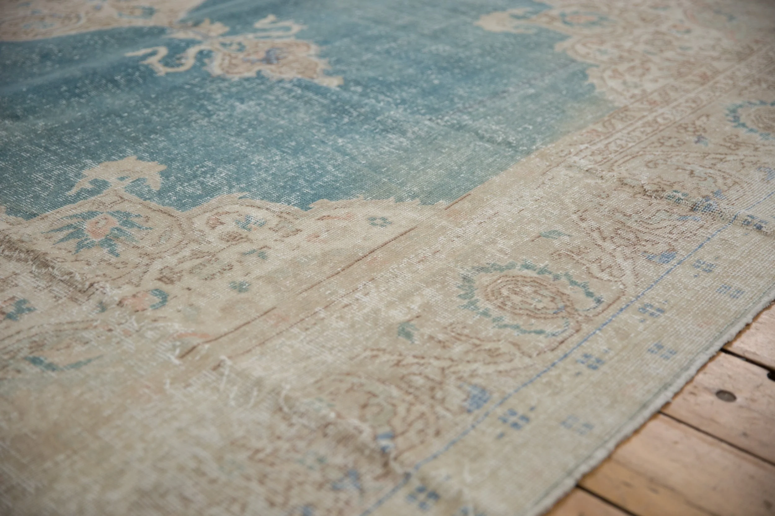 8x12 Vintage Distressed Sivas Carpet - Image 4