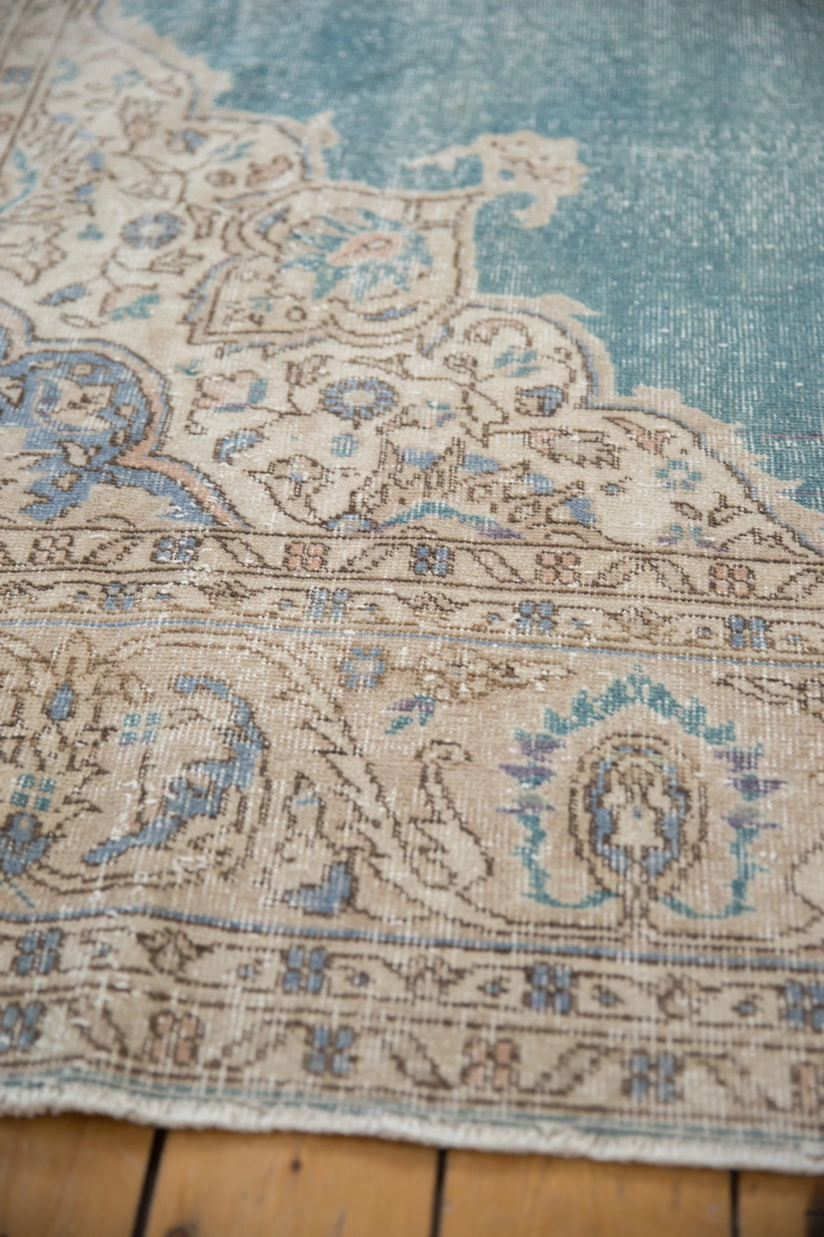 8x12 Vintage Distressed Sivas Carpet - Image 9