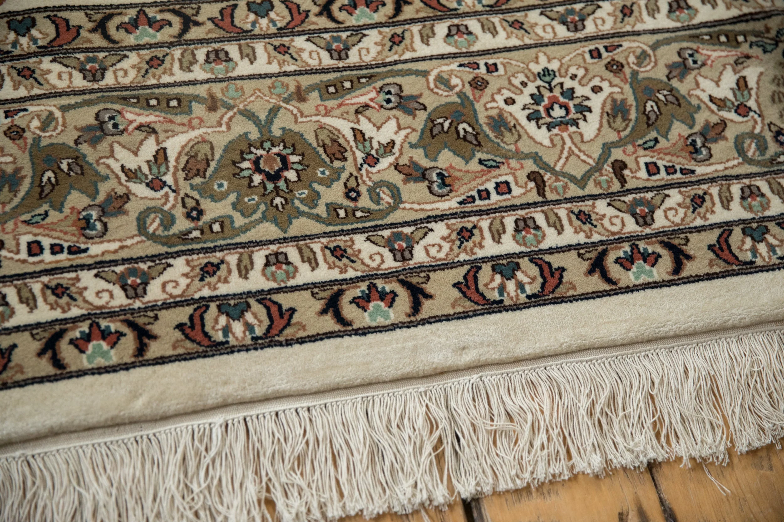 8x8 New Indian Isfahan Design Square Carpet - Image 7