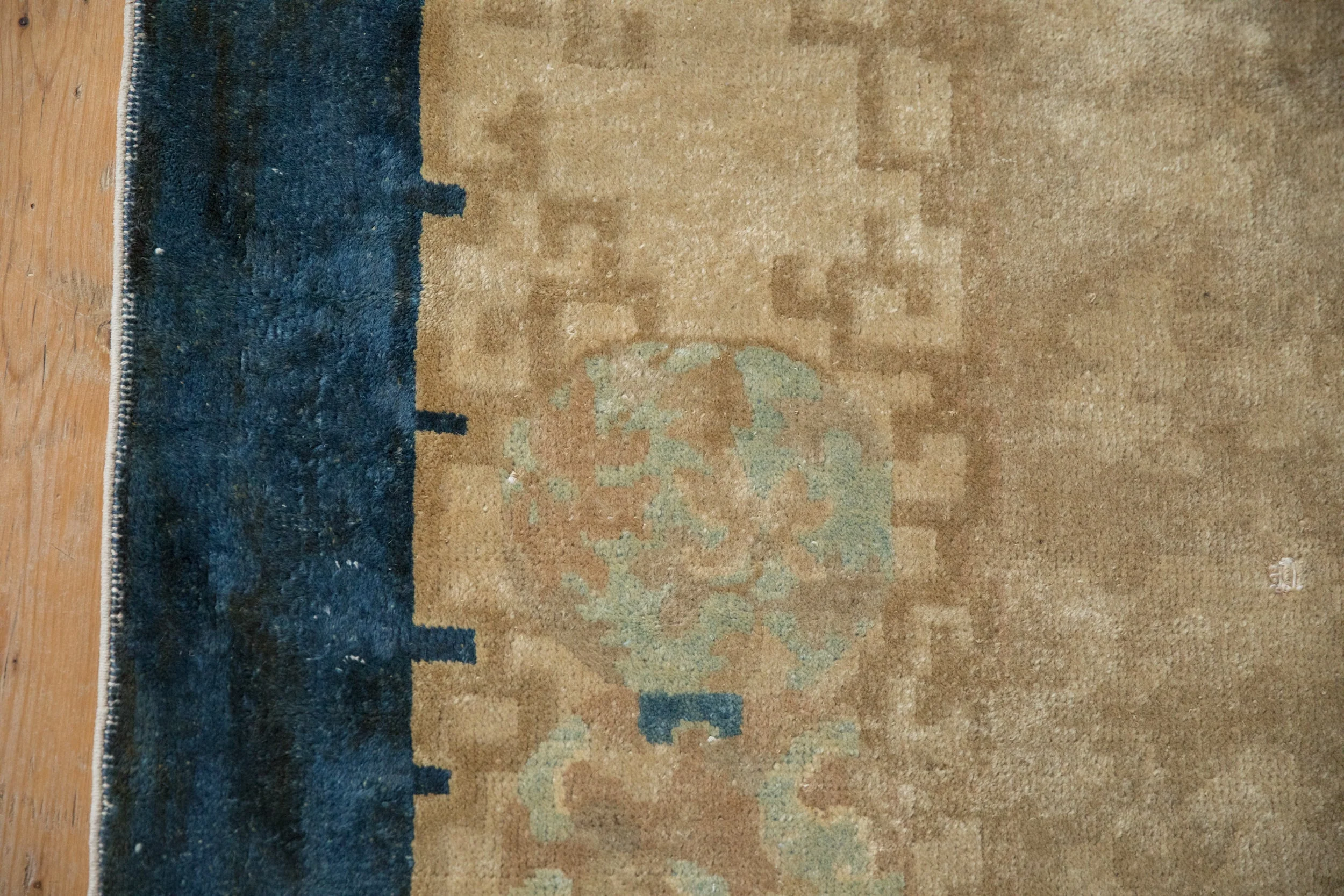 8x9.5 Antique Art Deco Carpet - Image 12