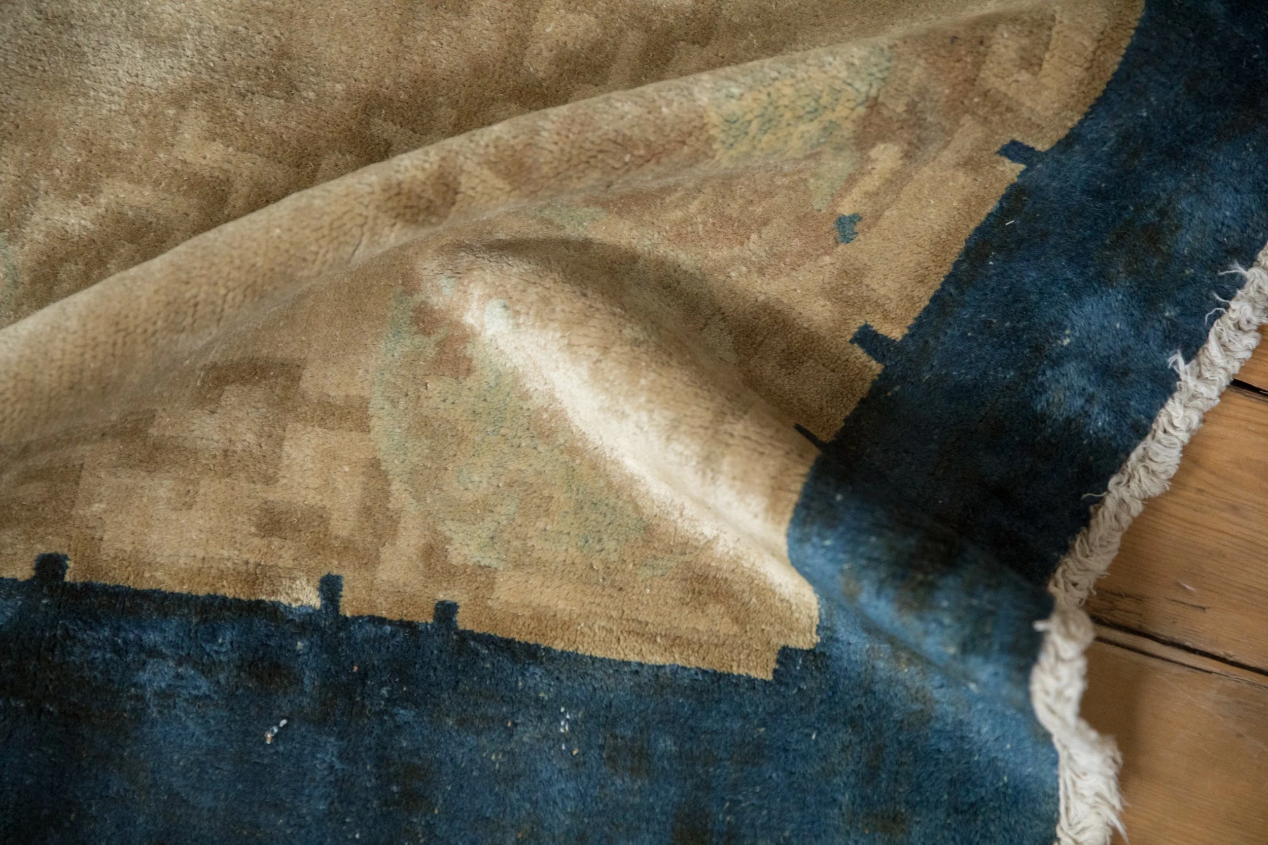 8x9.5 Antique Art Deco Carpet - Image 13