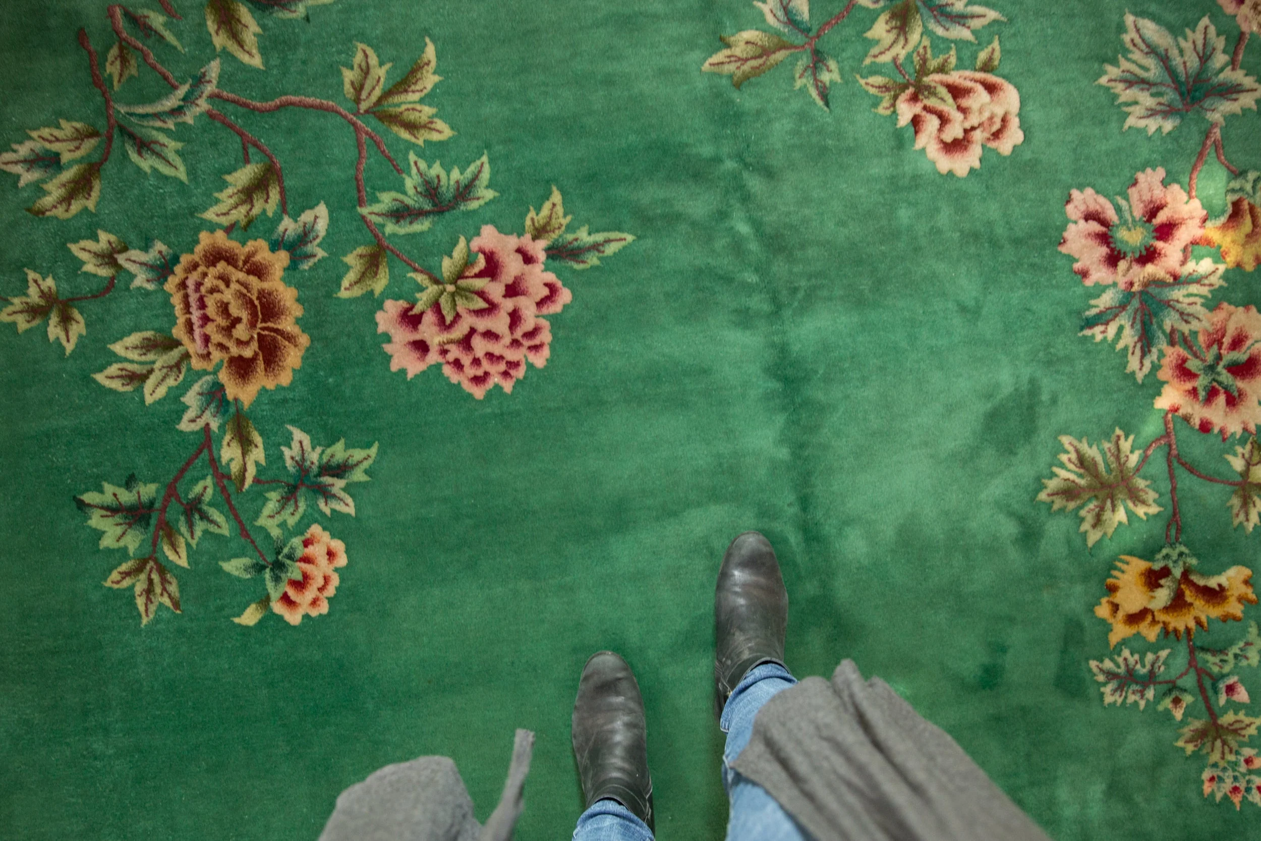 8x9.5 Vintage Nichols Art Deco Carpet - Image 2