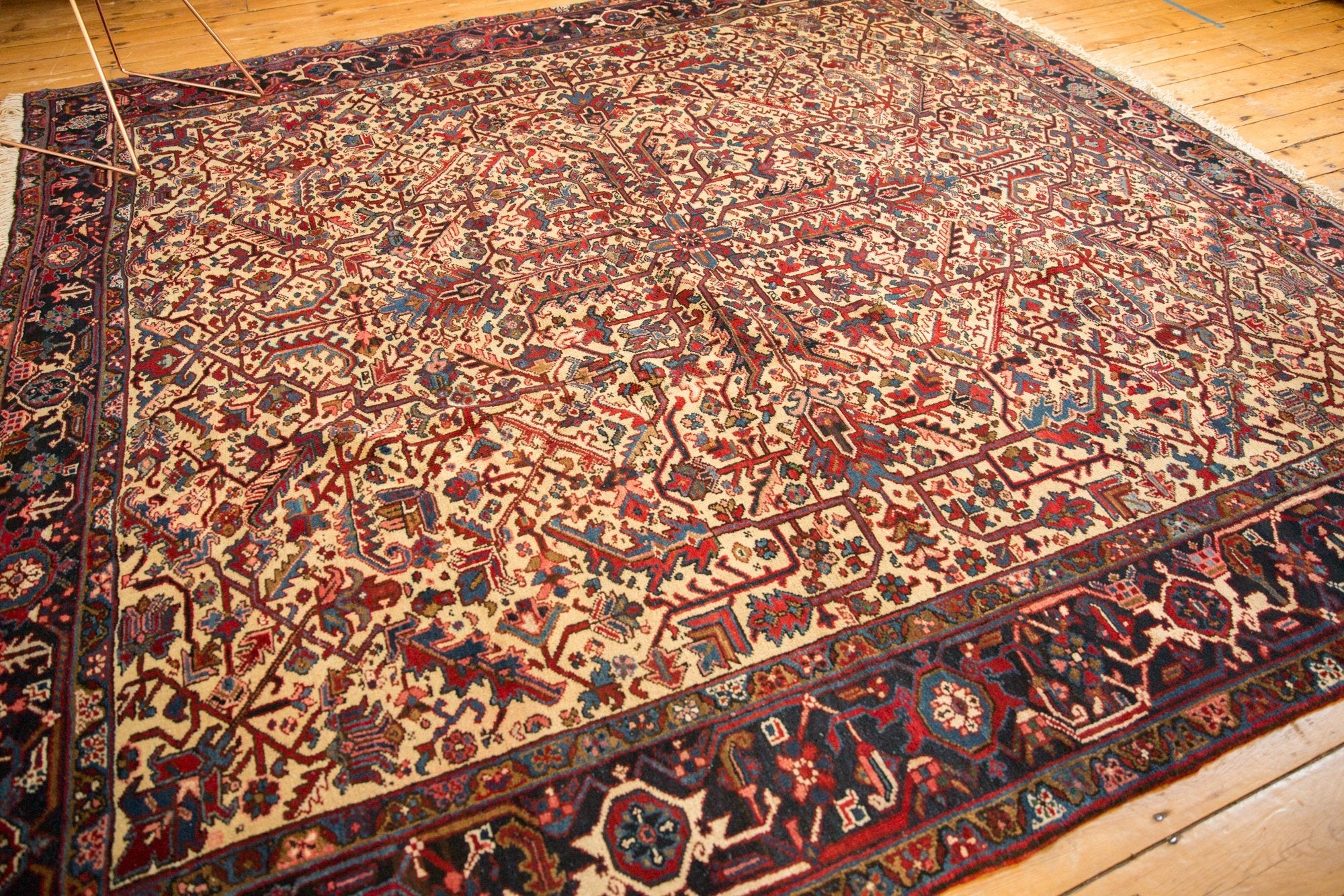 9.5x10 Vintage Mehrivan Square Carpet - Image 8