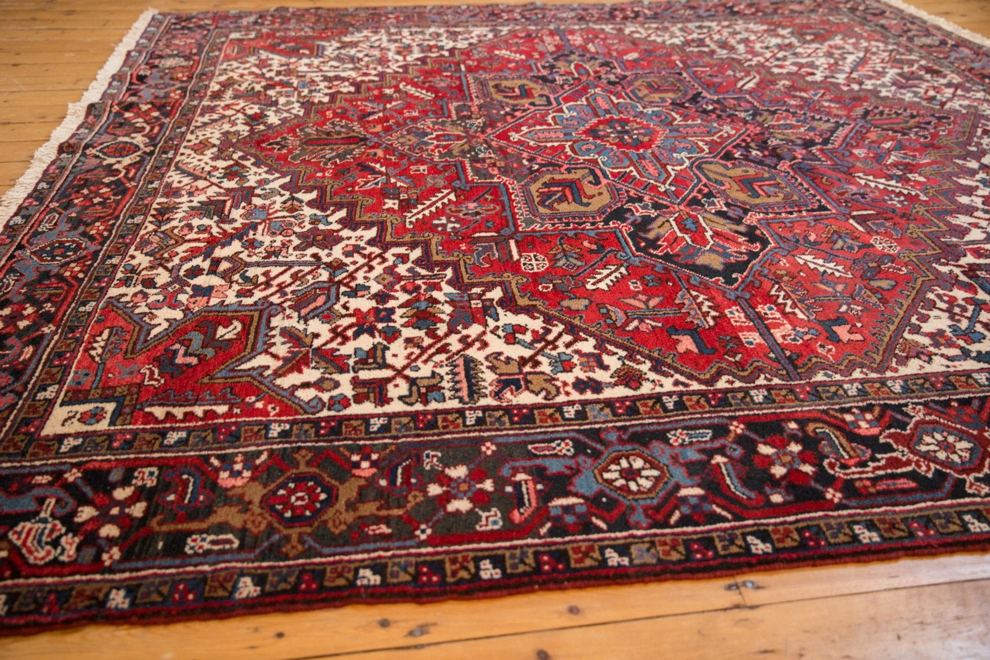 9.5x10 Vintage Mehrivan Square Carpet - Image 10
