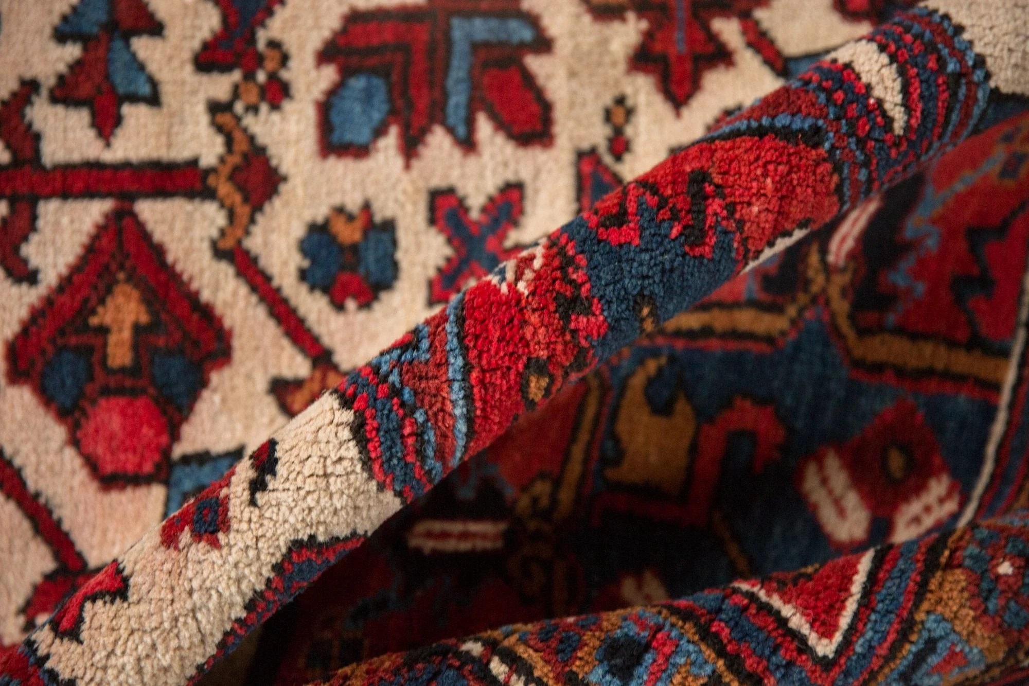 9.5x11.5 Vintage Heriz Carpet - Image 10