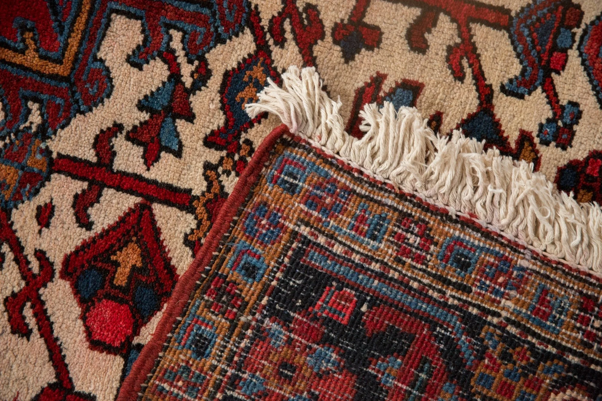 9.5x11.5 Vintage Heriz Carpet - Image 11