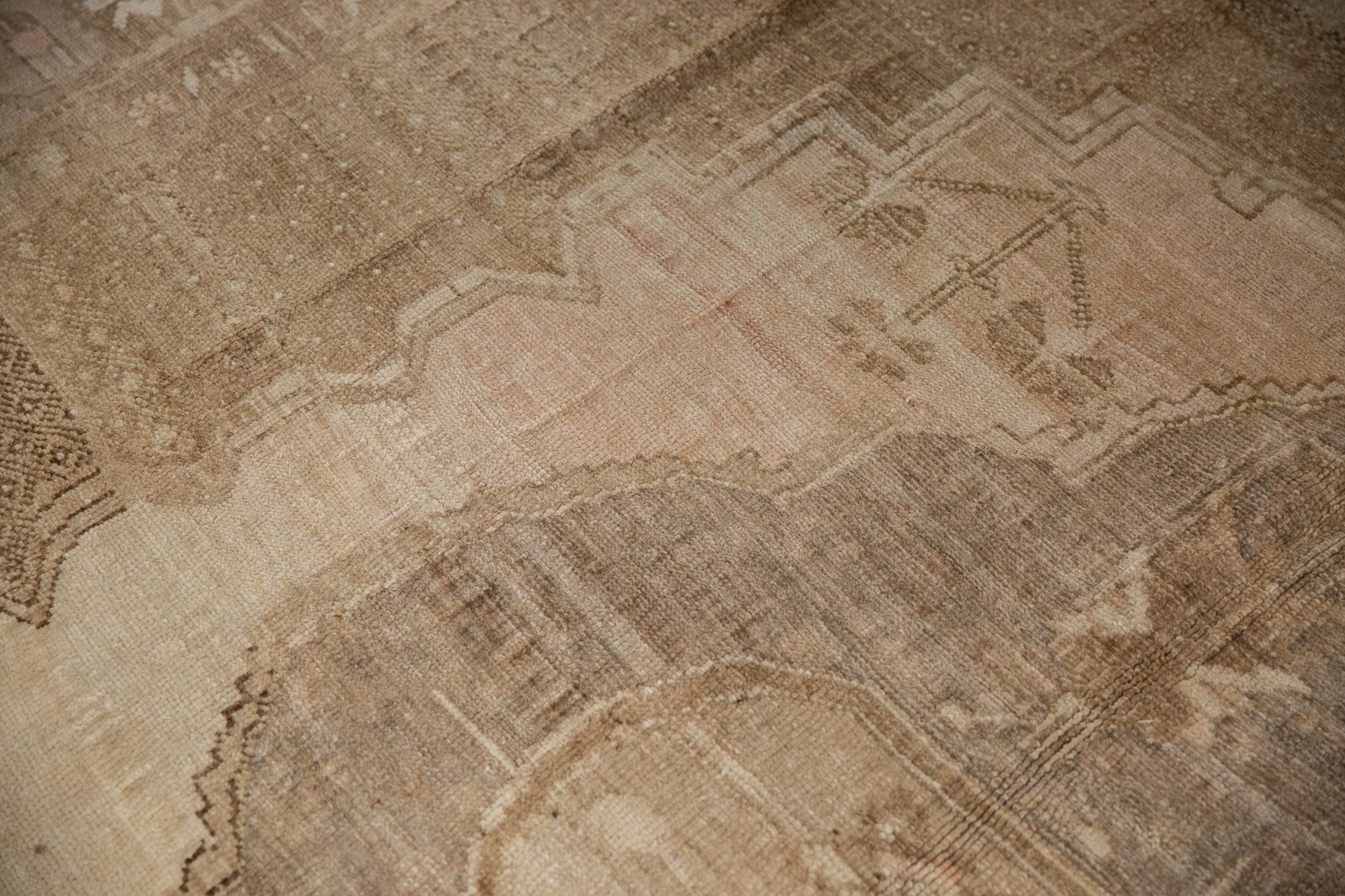 9.5x11 Vintage Distressed Oushak Carpet - Image 13