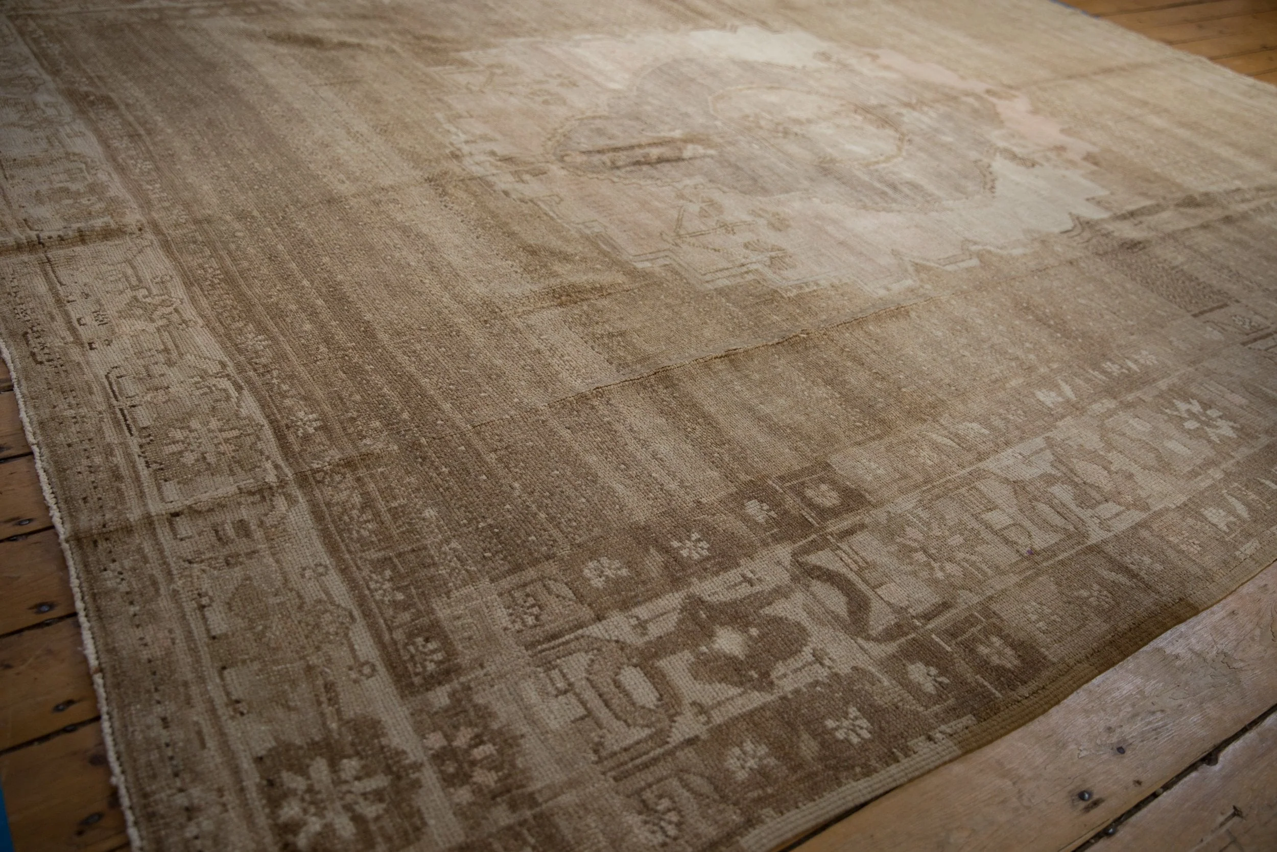 9.5x11 Vintage Distressed Oushak Carpet - Image 6