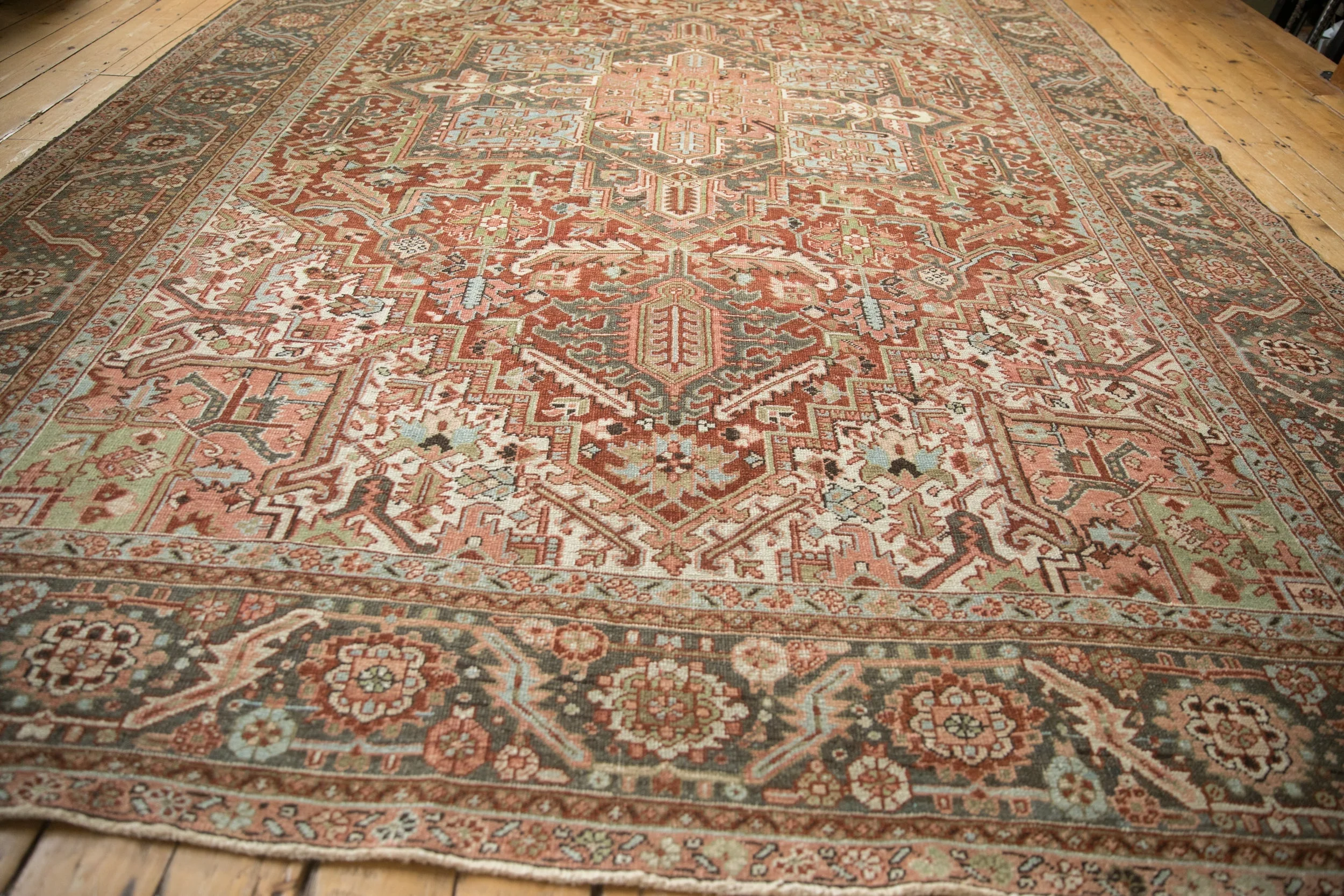 9.5x12.5 Vintage Distressed Heriz Carpet - Image 7