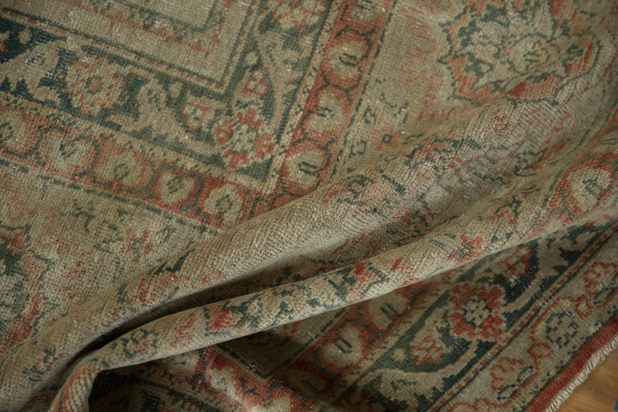 9.5x12.5 Vintage Distressed Tea Washed Kayseri Carpet - Image 10