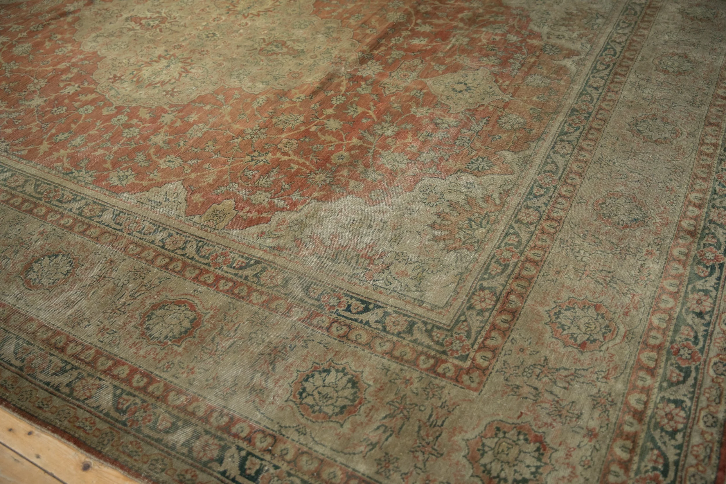 9.5x12.5 Vintage Distressed Tea Washed Kayseri Carpet - Image 7