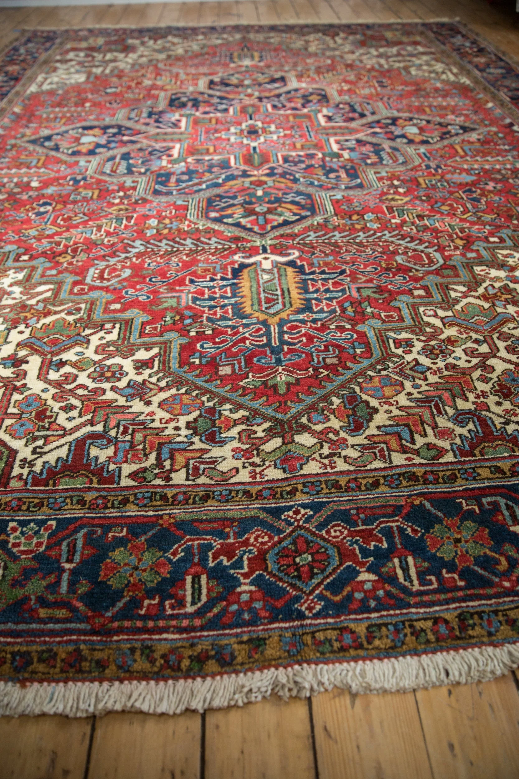 9.5x12.5 Vintage Mehrivan Carpet - Image 10