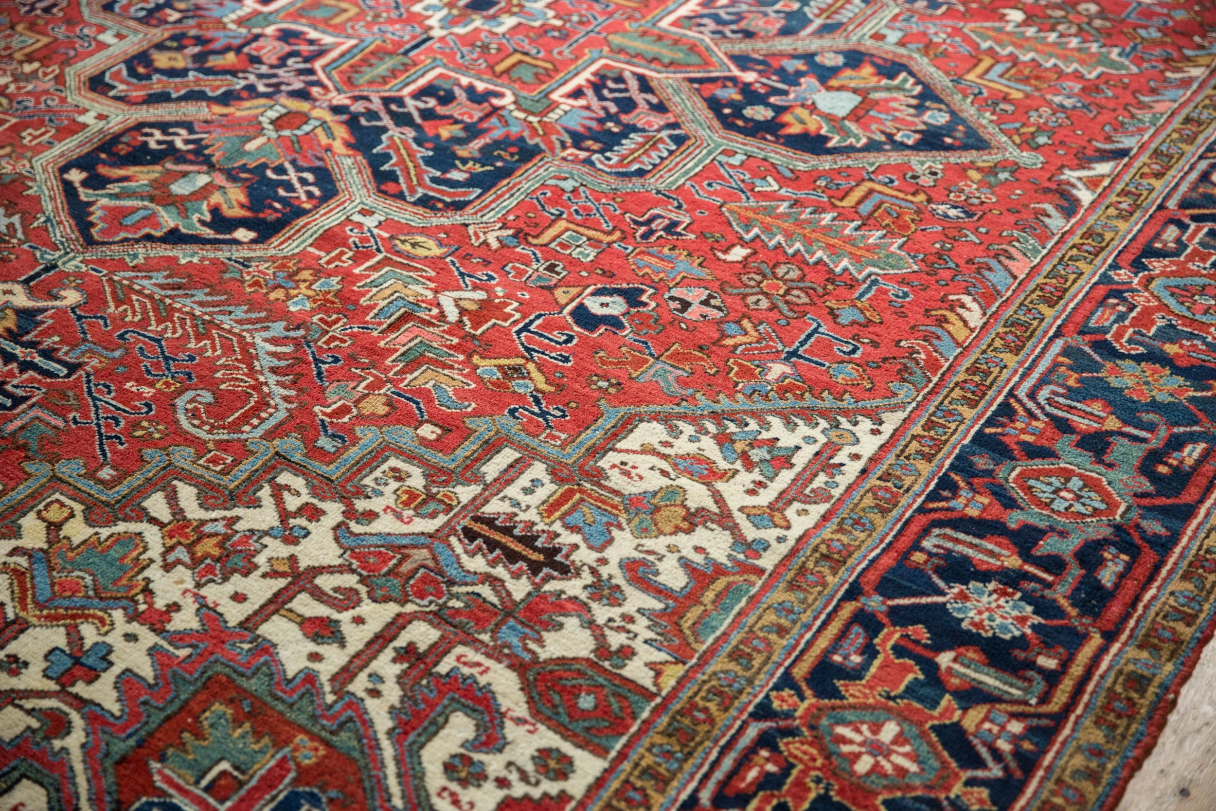 9.5x12.5 Vintage Mehrivan Carpet - Image 4