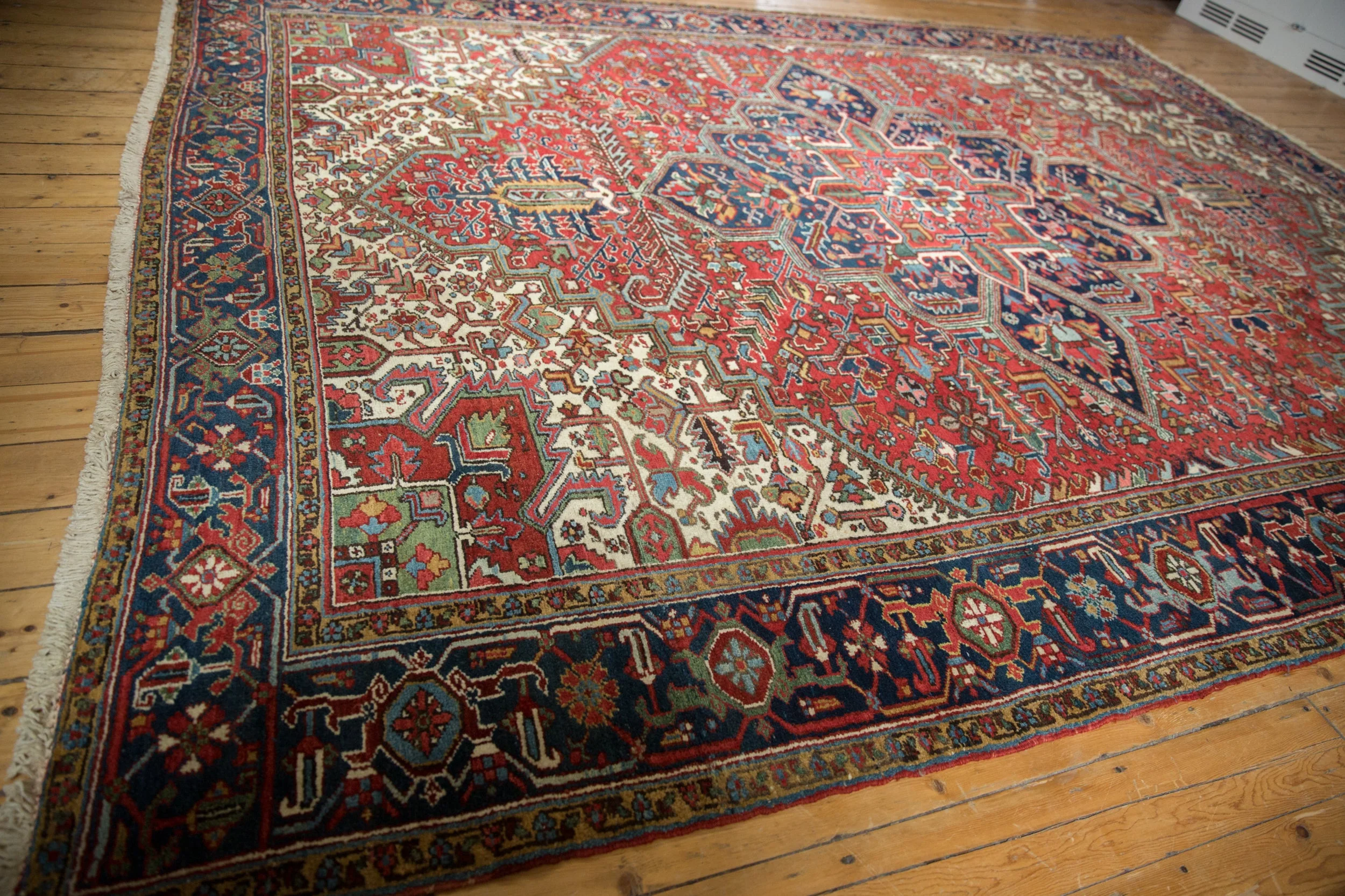 9.5x12.5 Vintage Mehrivan Carpet - Image 9