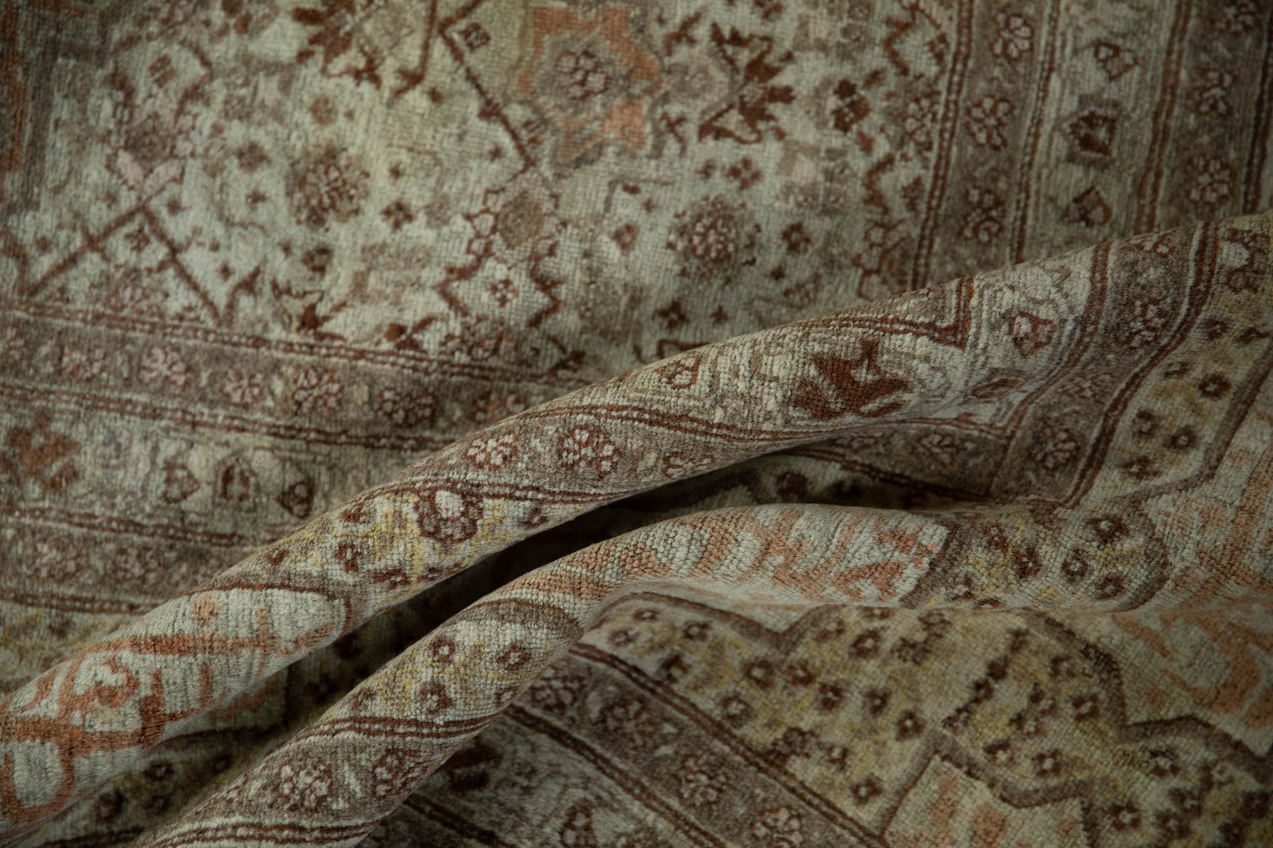 9.5x12 Antique Fine Tabriz Carpet - Image 13