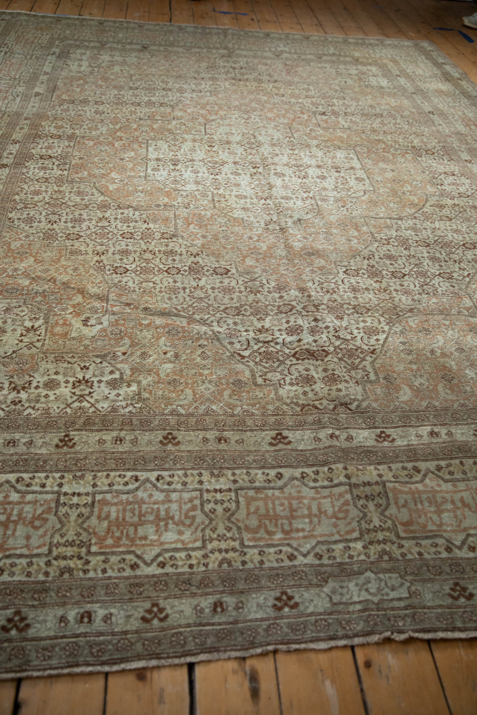 9.5x12 Antique Fine Tabriz Carpet - Image 9