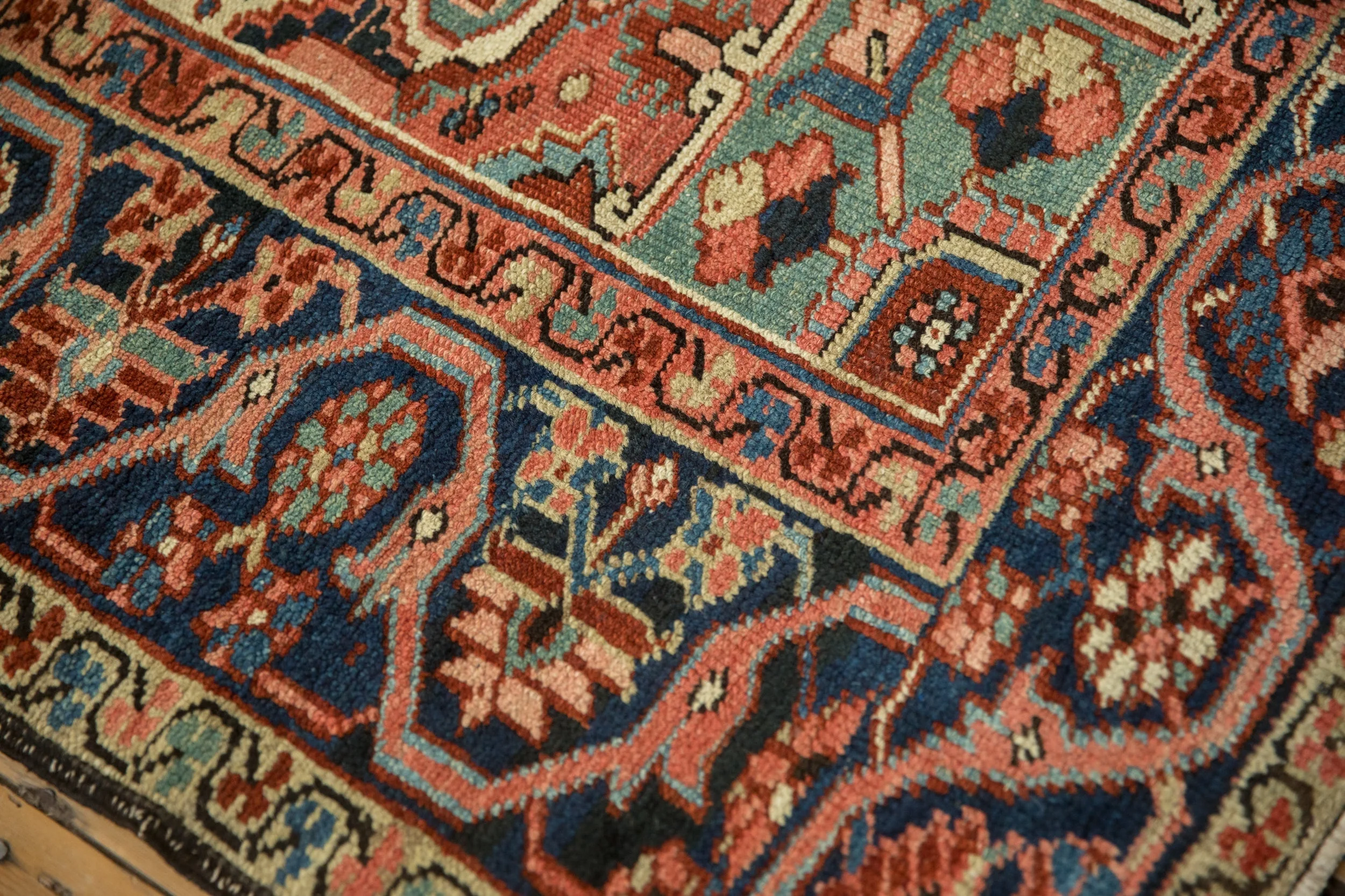 9.5x12 Vintage Heriz Carpet - Image 10