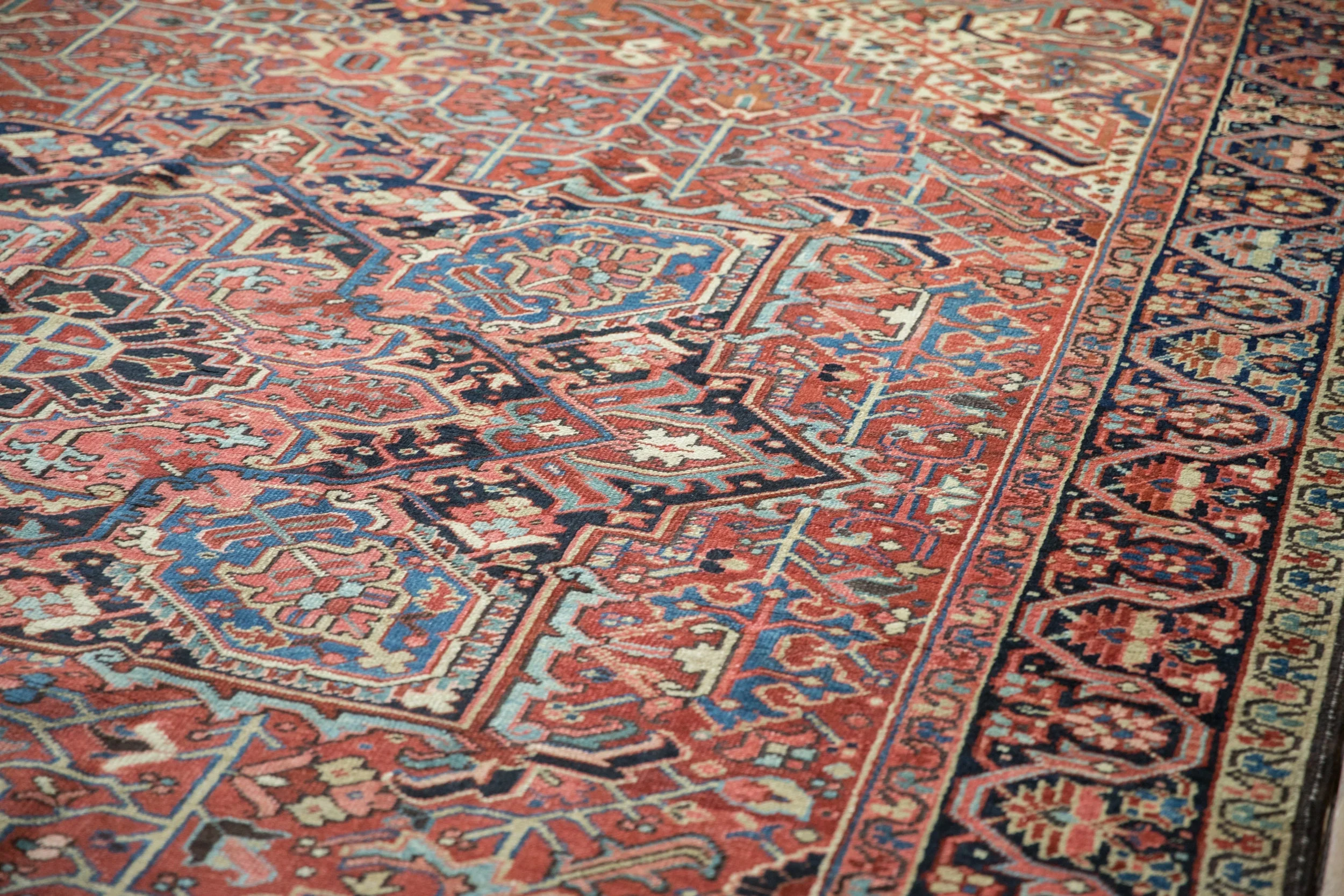 9.5x12 Vintage Heriz Carpet - Image 13