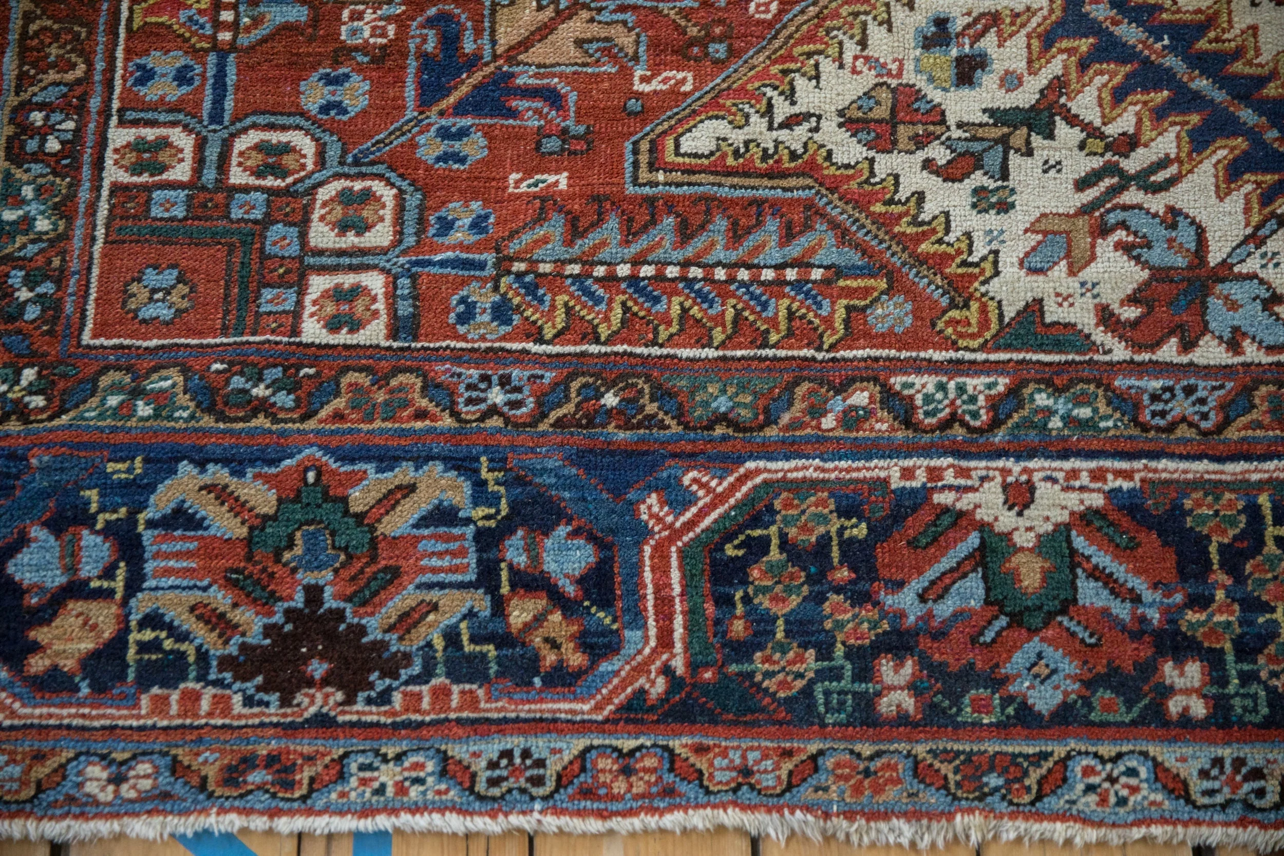 9.5x12 Vintage Heriz Carpet - Image 13