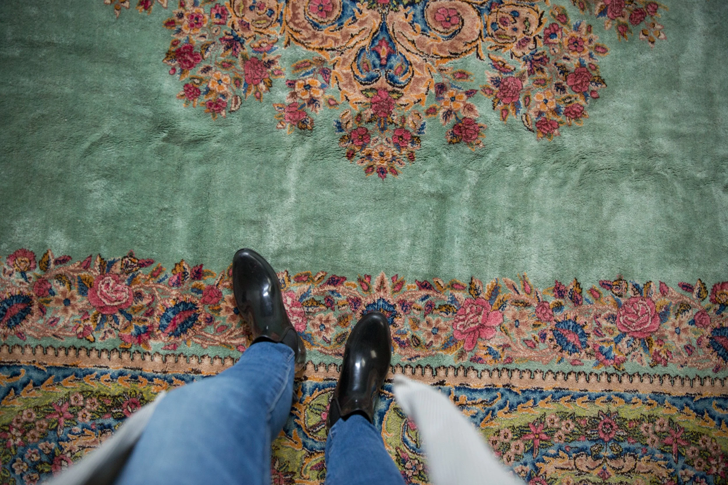 9.5x13.5 Vintage Kerman Carpet - Image 2