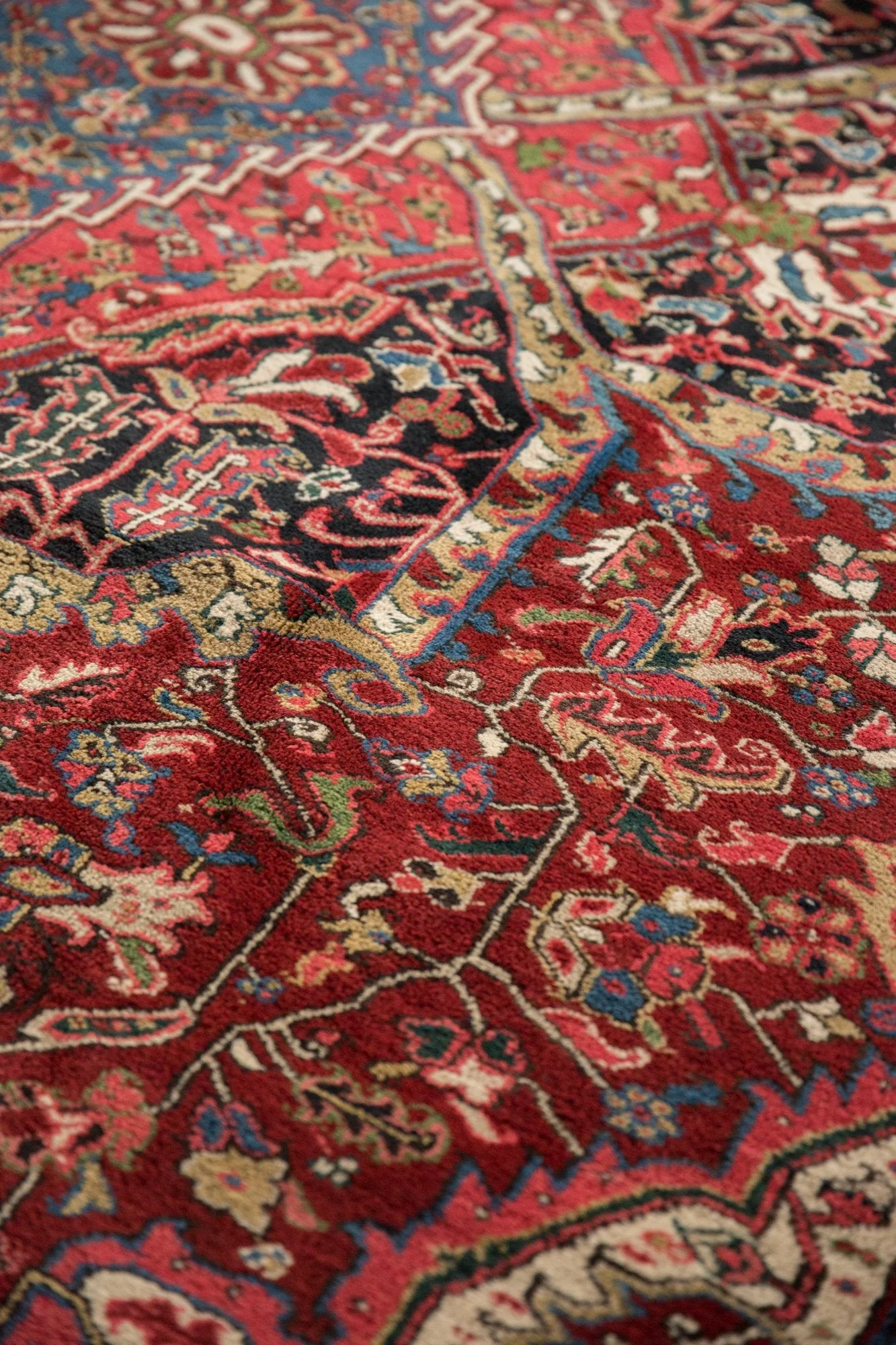9.5x13 Vintage Ahar Carpet - Image 14