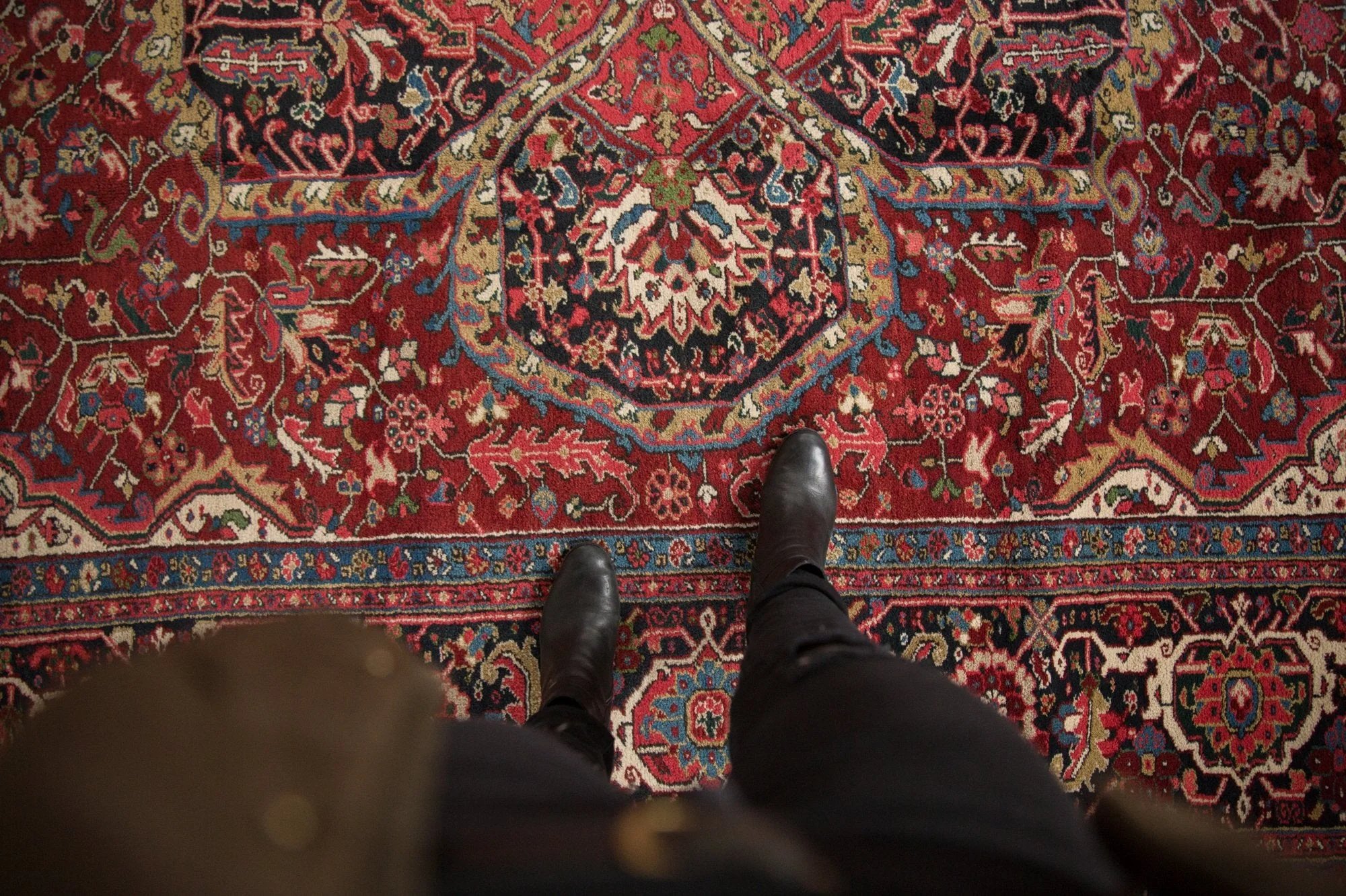 9.5x13 Vintage Ahar Carpet - Image 2