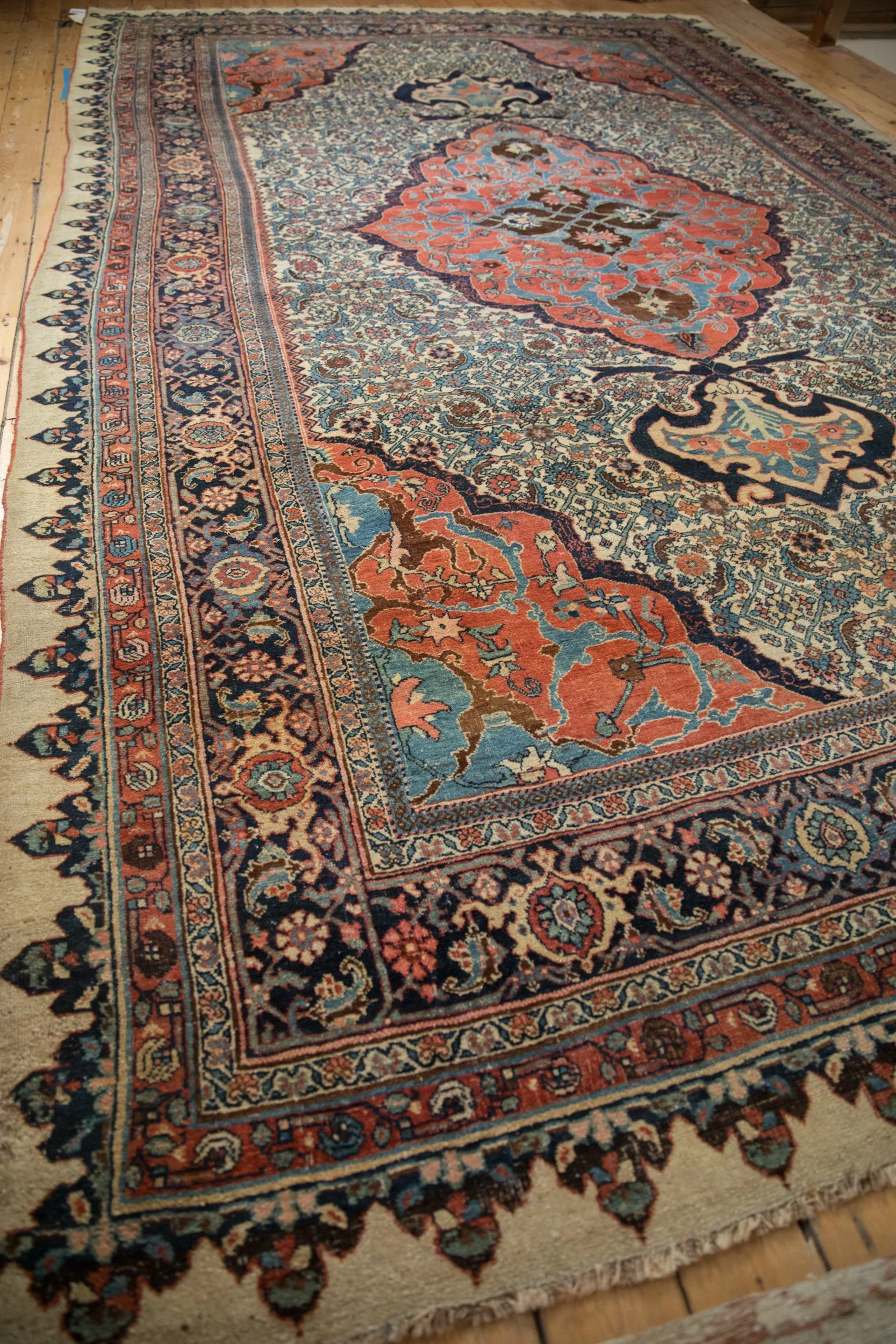 9.5x15 Antique Halvaie Bijar Carpet - Image 10
