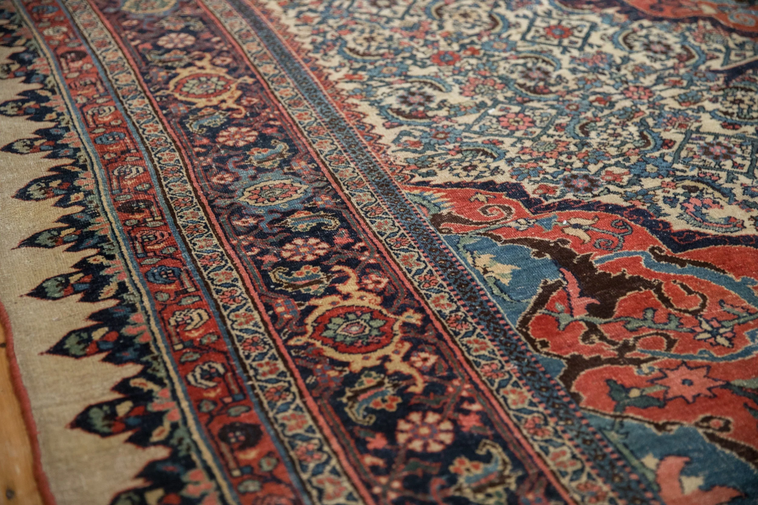 9.5x15 Antique Halvaie Bijar Carpet - Image 5