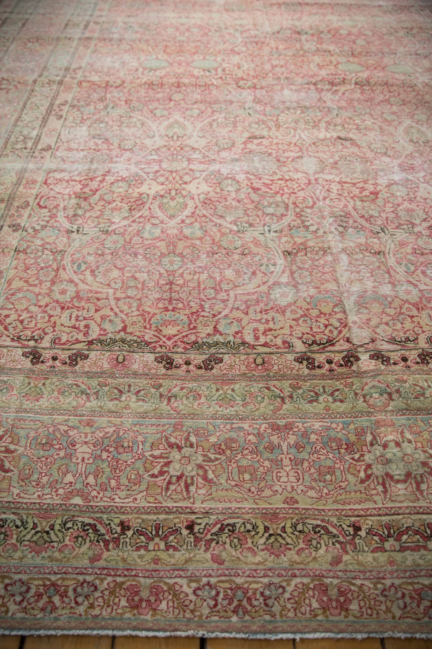 9.5x18.5 Antique Distressed Kermanshah Carpet - Image 11