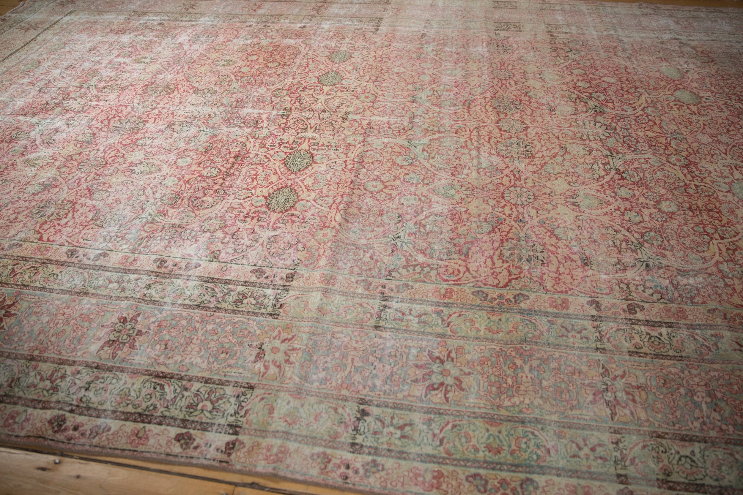 9.5x18.5 Antique Distressed Kermanshah Carpet - Image 13