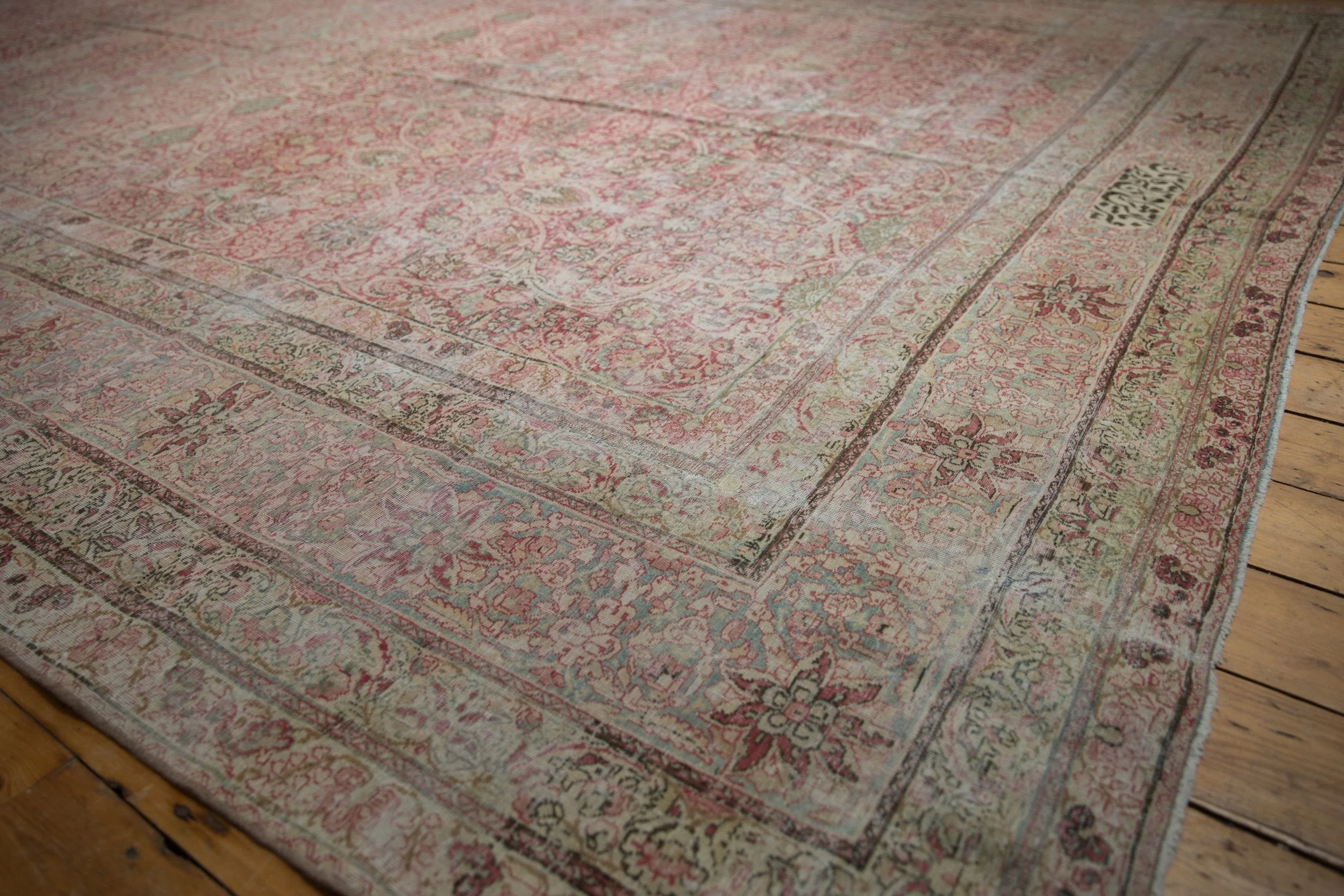 9.5x18.5 Antique Distressed Kermanshah Carpet - Image 17