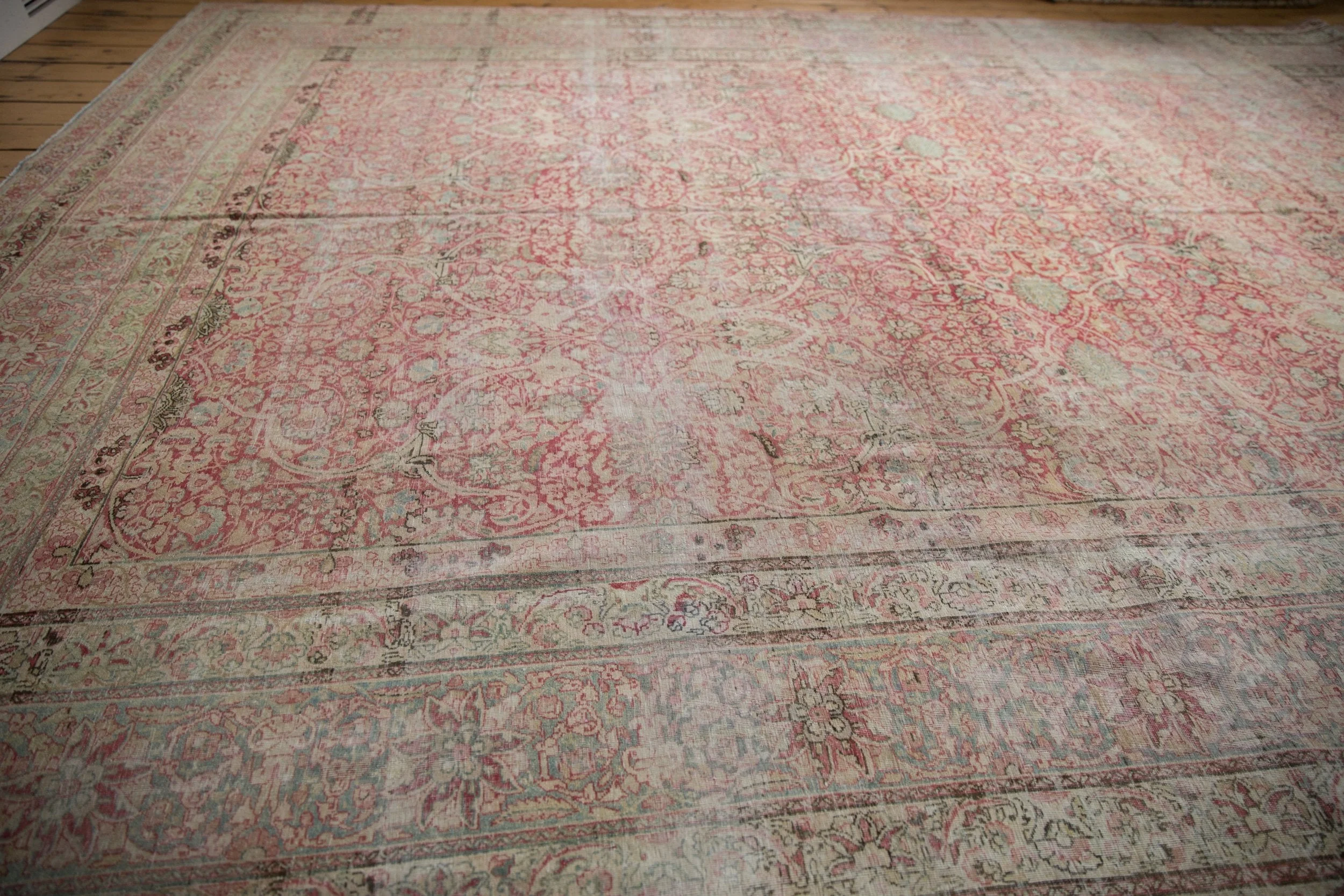 9.5x18.5 Antique Distressed Kermanshah Carpet - Image 3