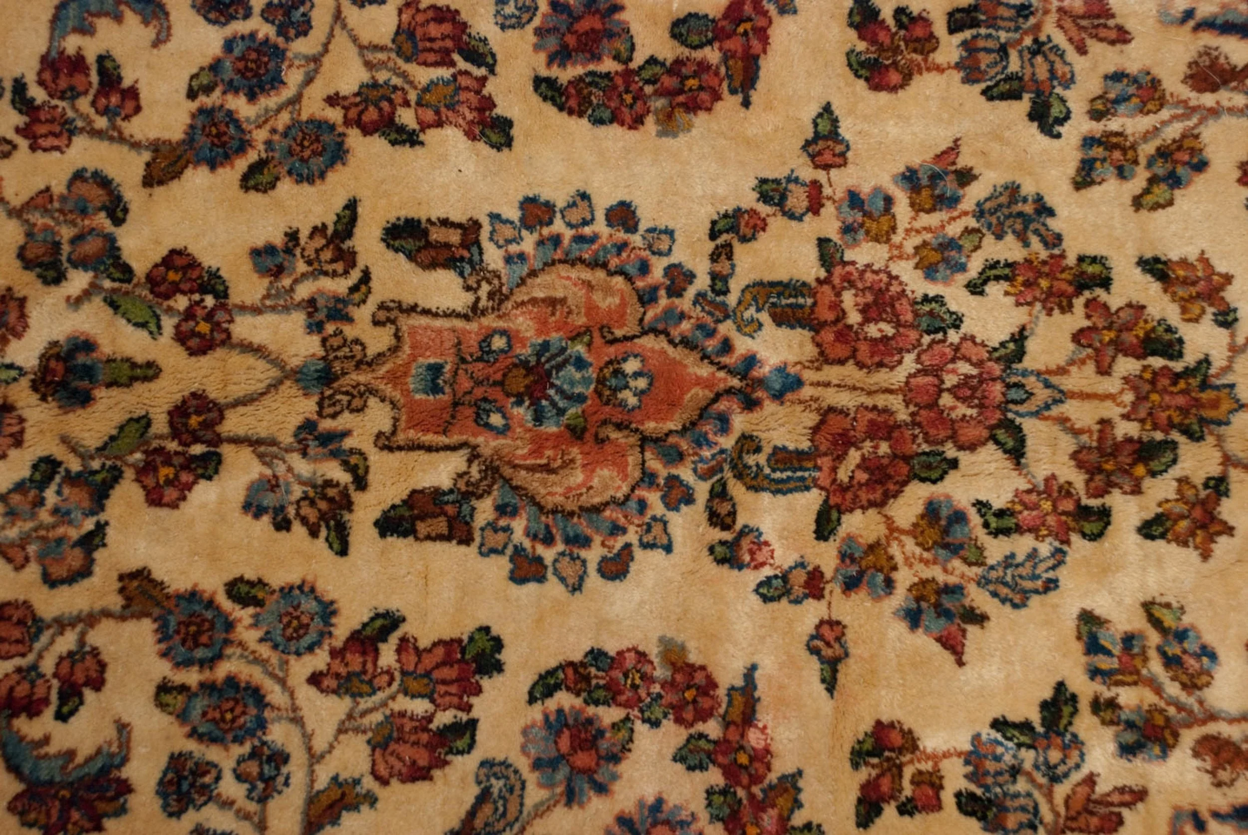 9.5x22.5 Vintage Kerman Carpet - Image 12
