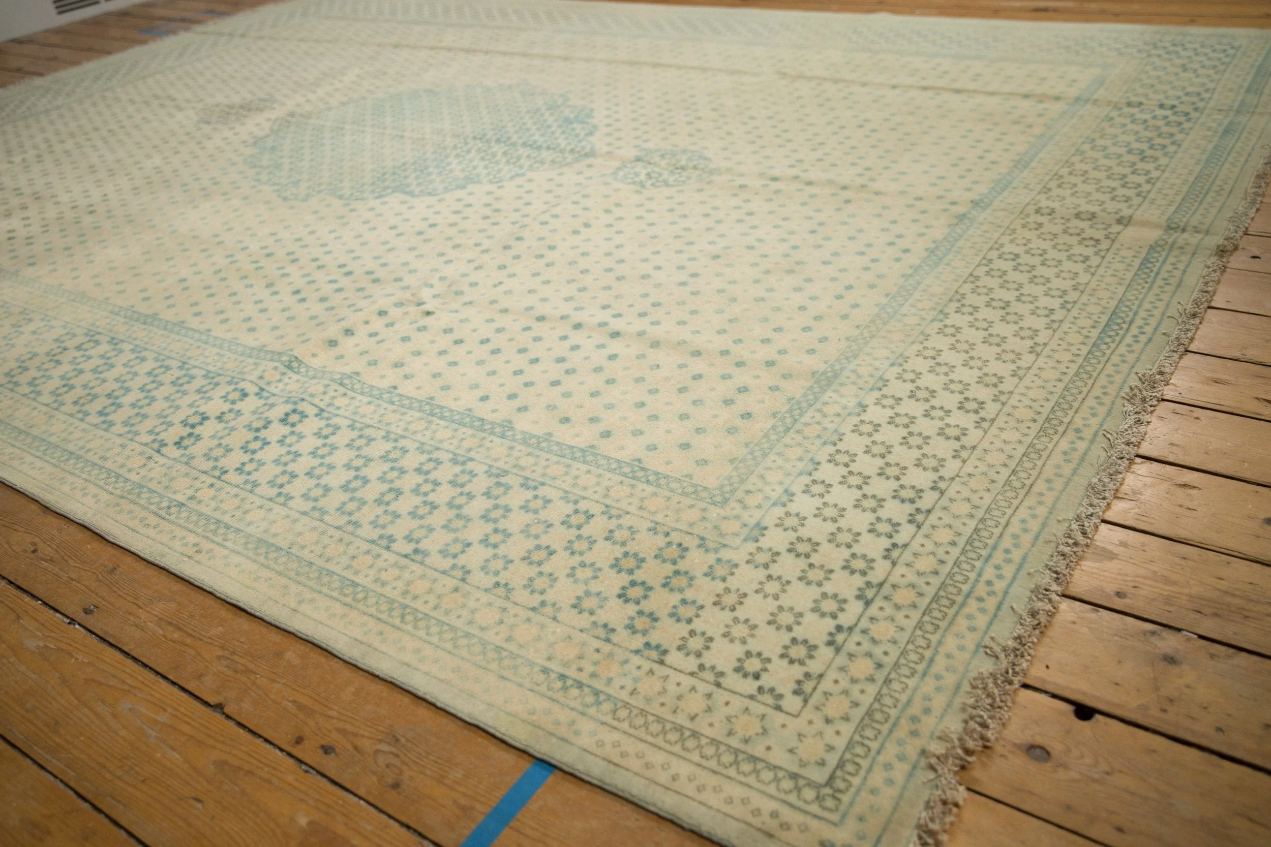 9x11.5 Vintage Distressed Bulgarian Tabriz Design Carpet - Image 3