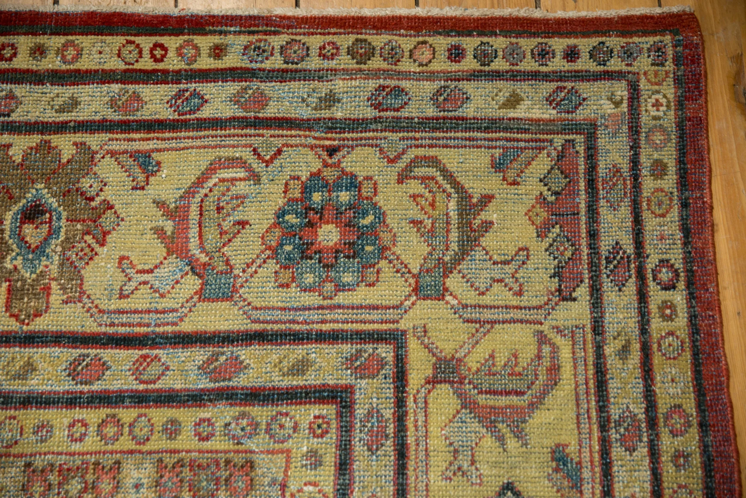 9x11.5 Vintage Distressed Mahal Carpet - Image 3
