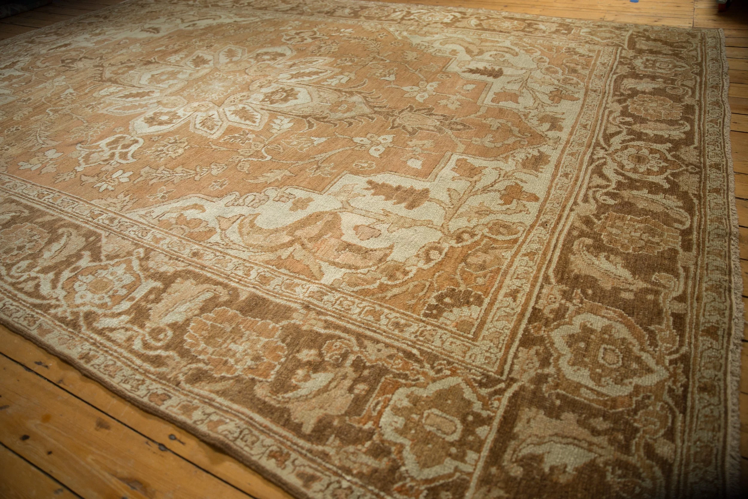 9x12.5 Vintage Distressed Heriz Carpet - Image 4