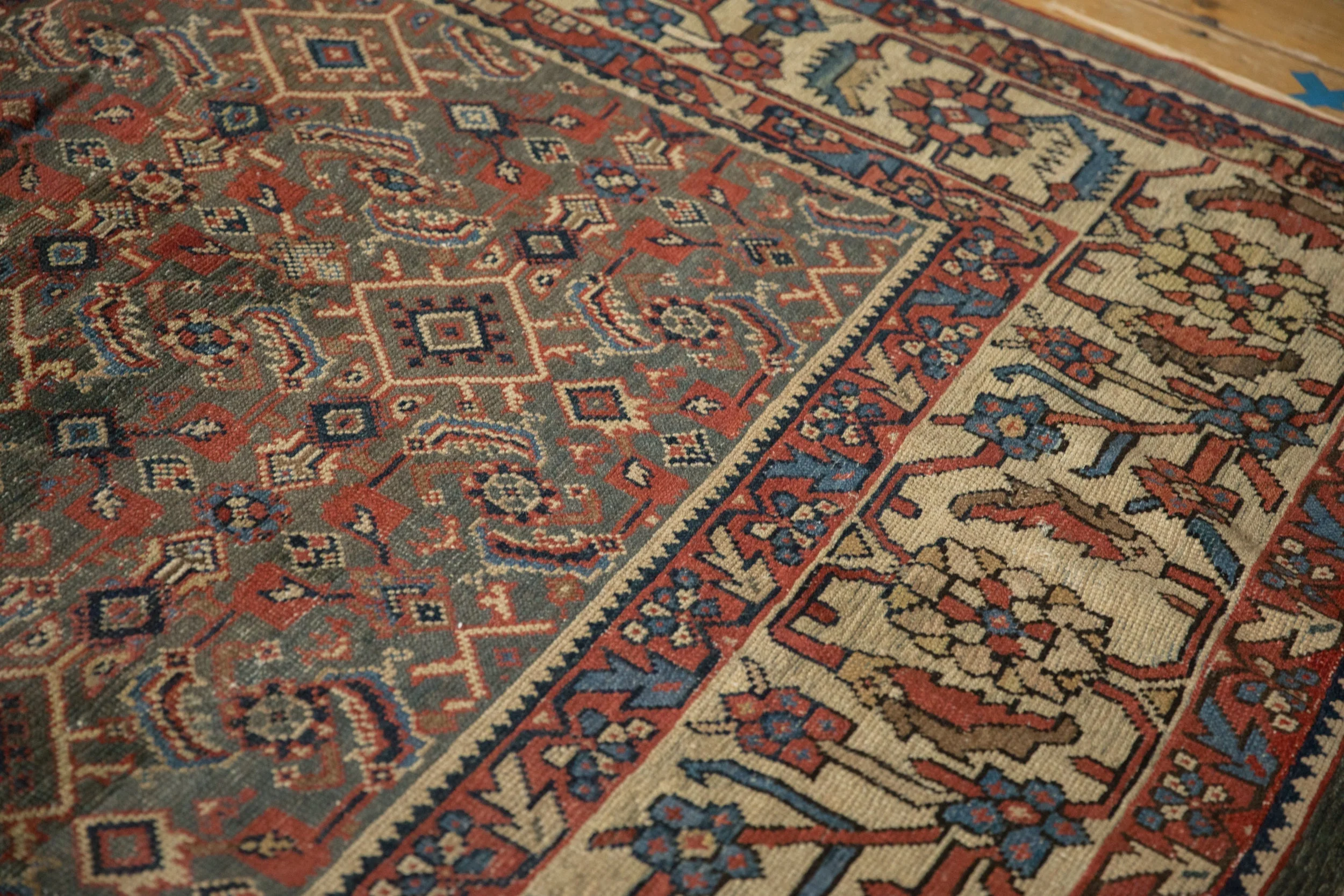 9x12.5 Vintage Distressed Mahal Carpet - Image 11