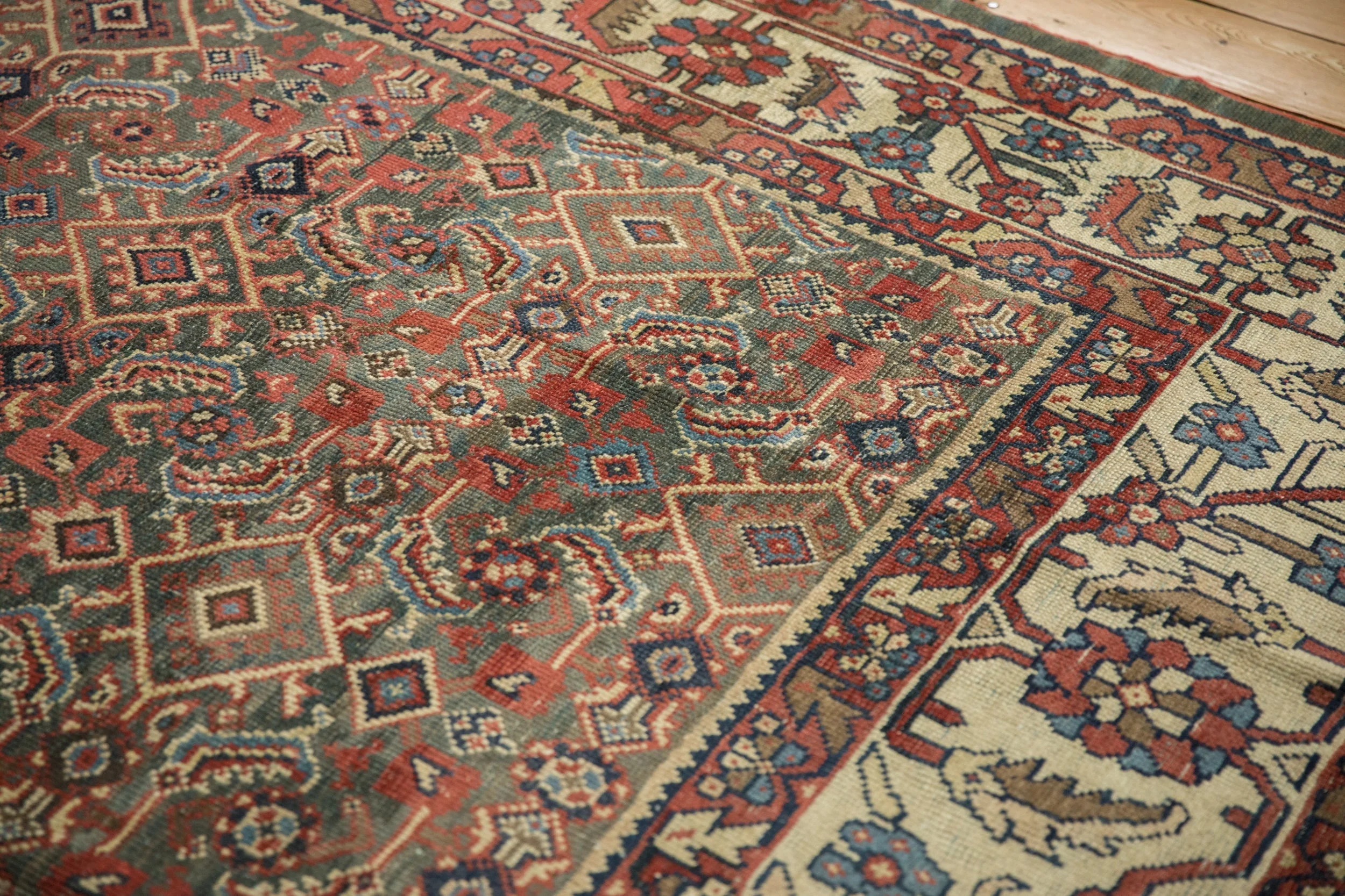 9x12.5 Vintage Distressed Mahal Carpet - Image 6