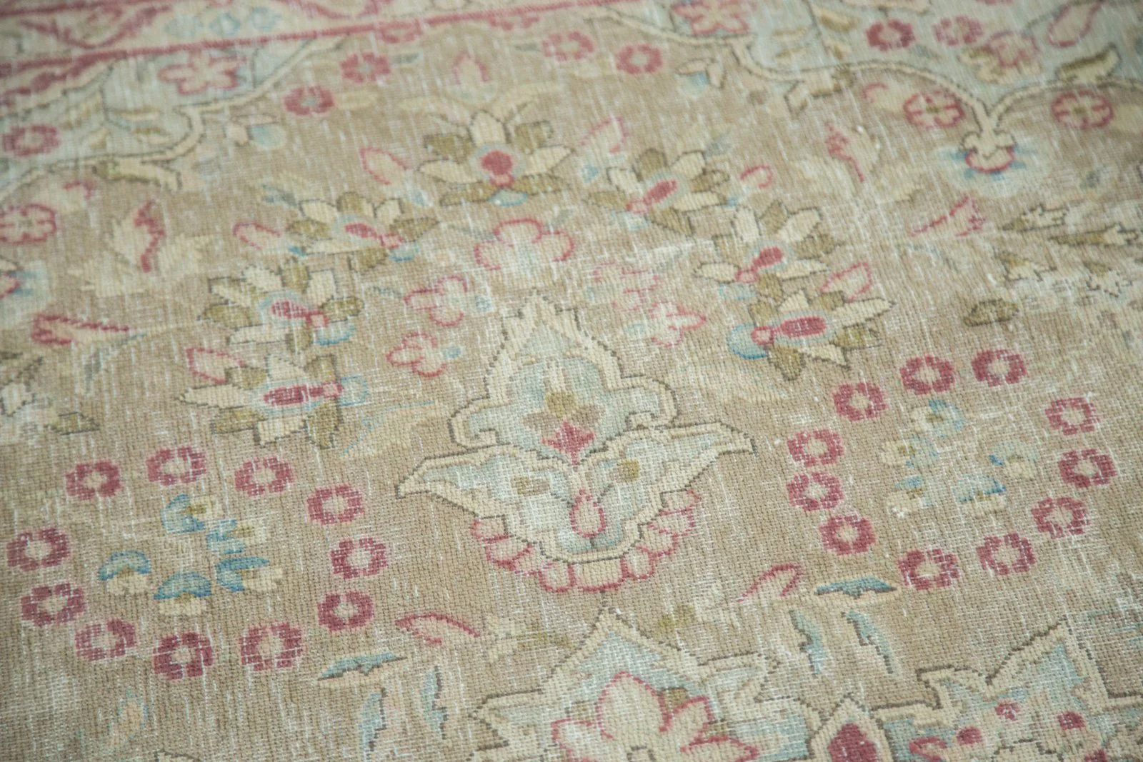9x12.5 Vintage Distressed Meshed Carpet - Image 13