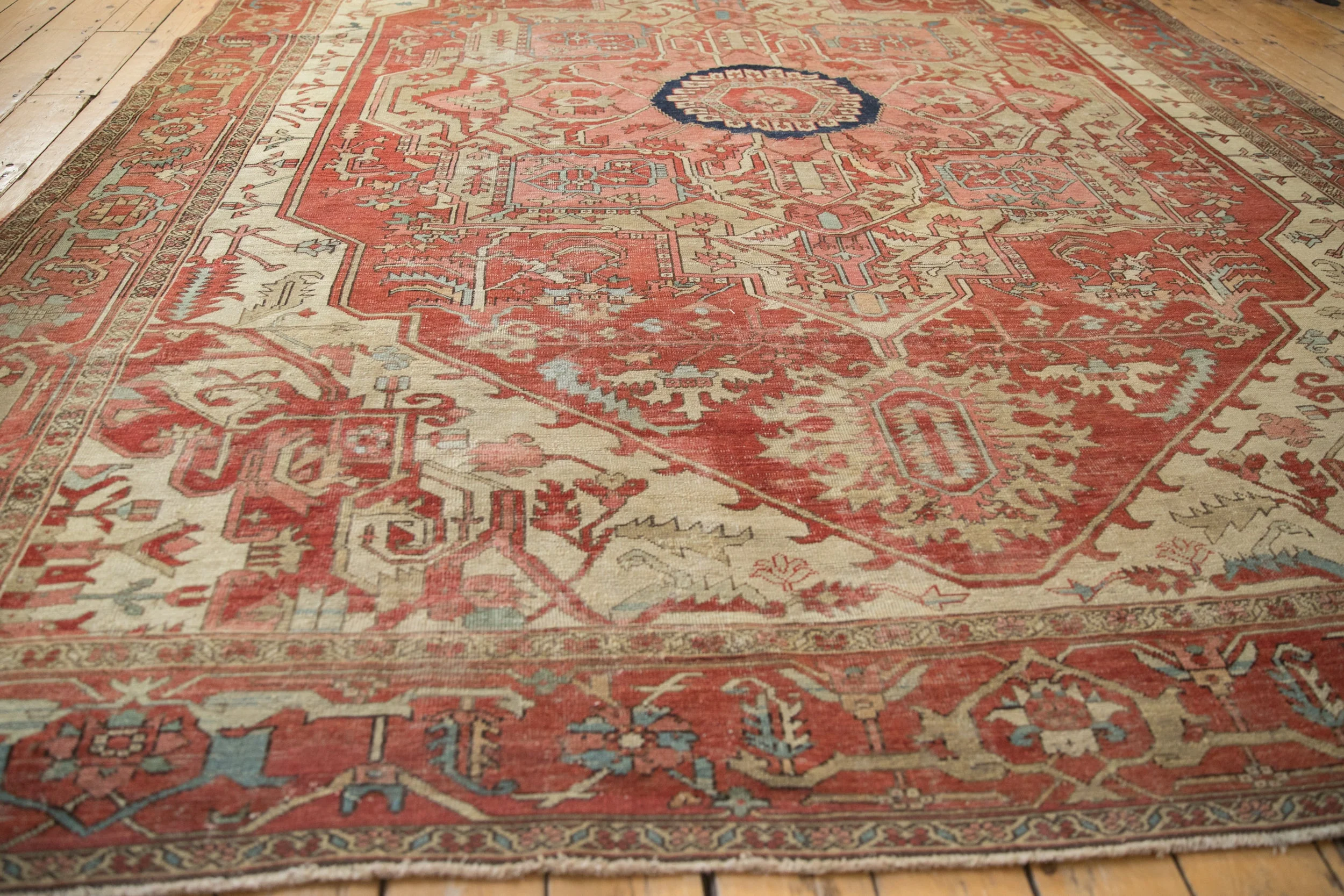 9x12 Antique Serapi Carpet - Image 10