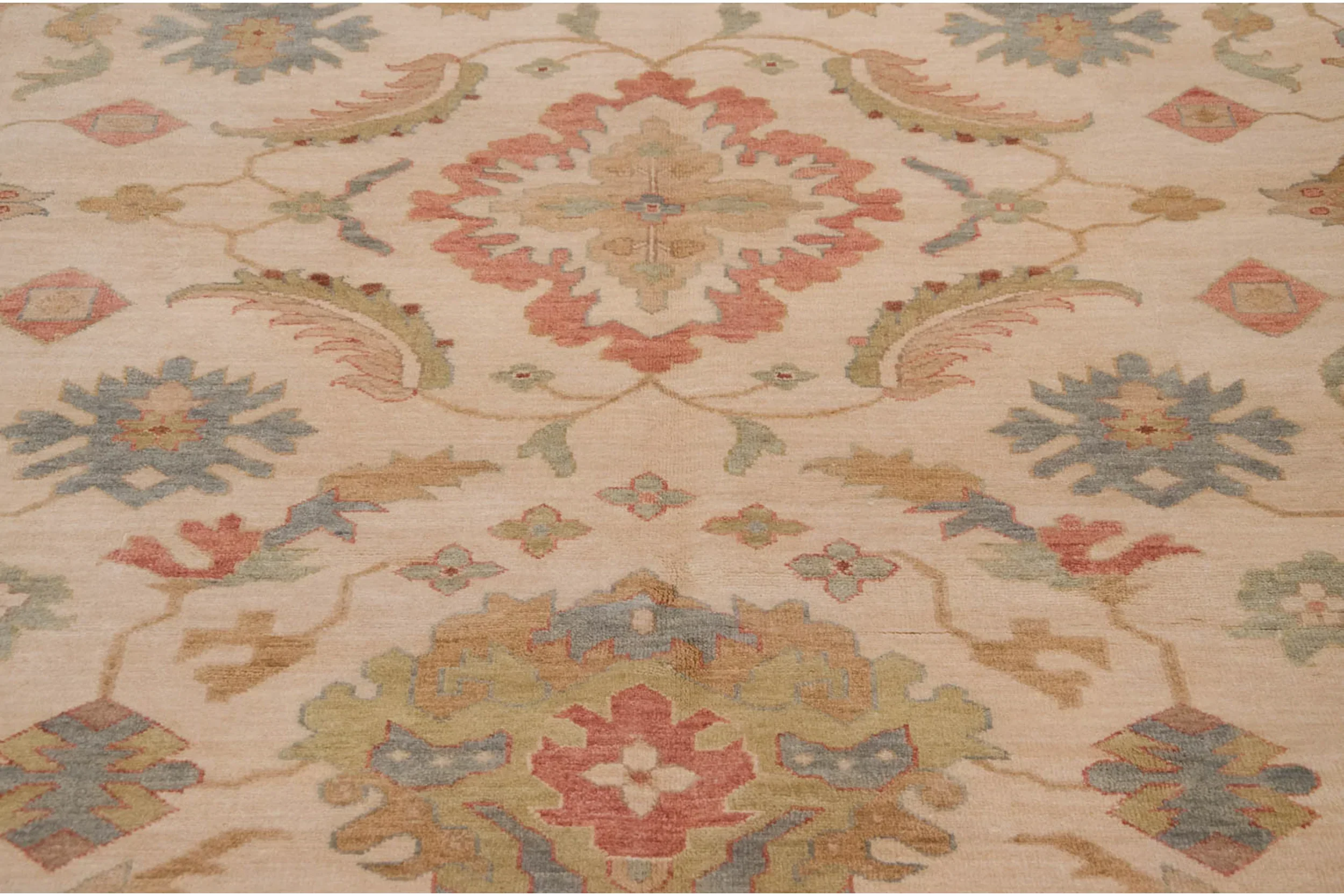 9x12 Indian Sultanabad Design Carpet - Image 9