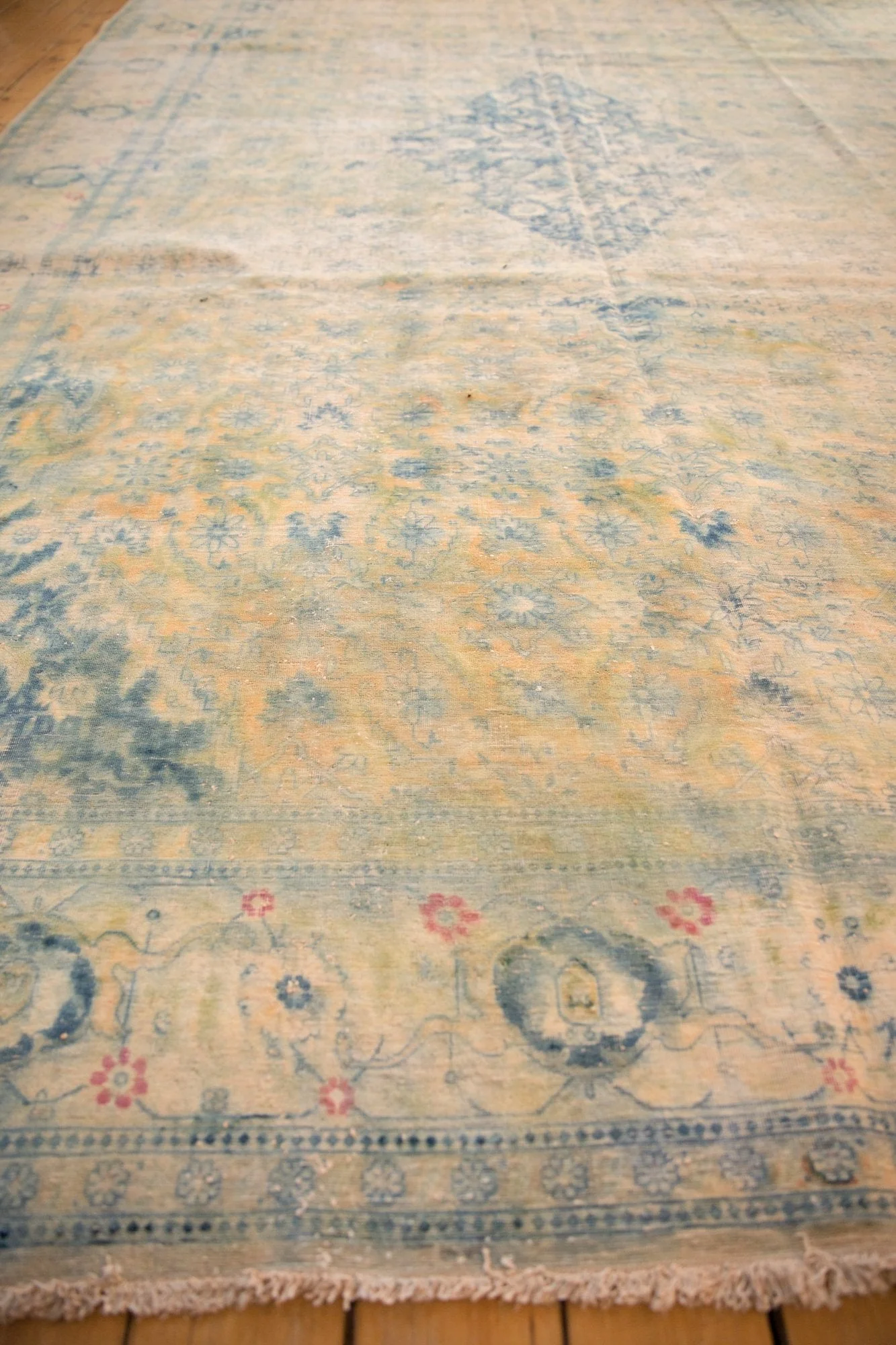 9x14.5 Vintage Distressed Bulgarian Herati Design Carpet - Image 11