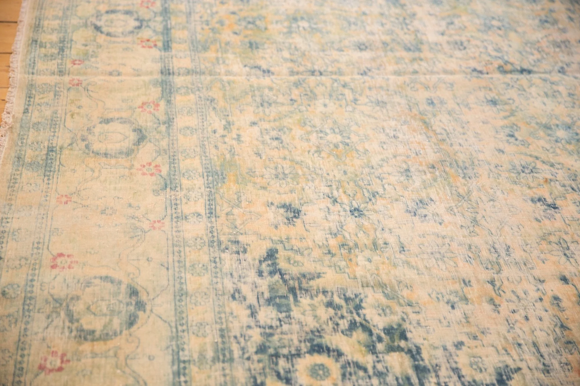 9x14.5 Vintage Distressed Bulgarian Herati Design Carpet - Image 4