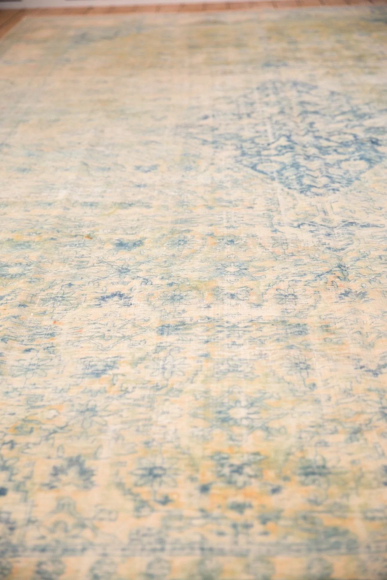 9x14.5 Vintage Distressed Bulgarian Herati Design Carpet - Image 7